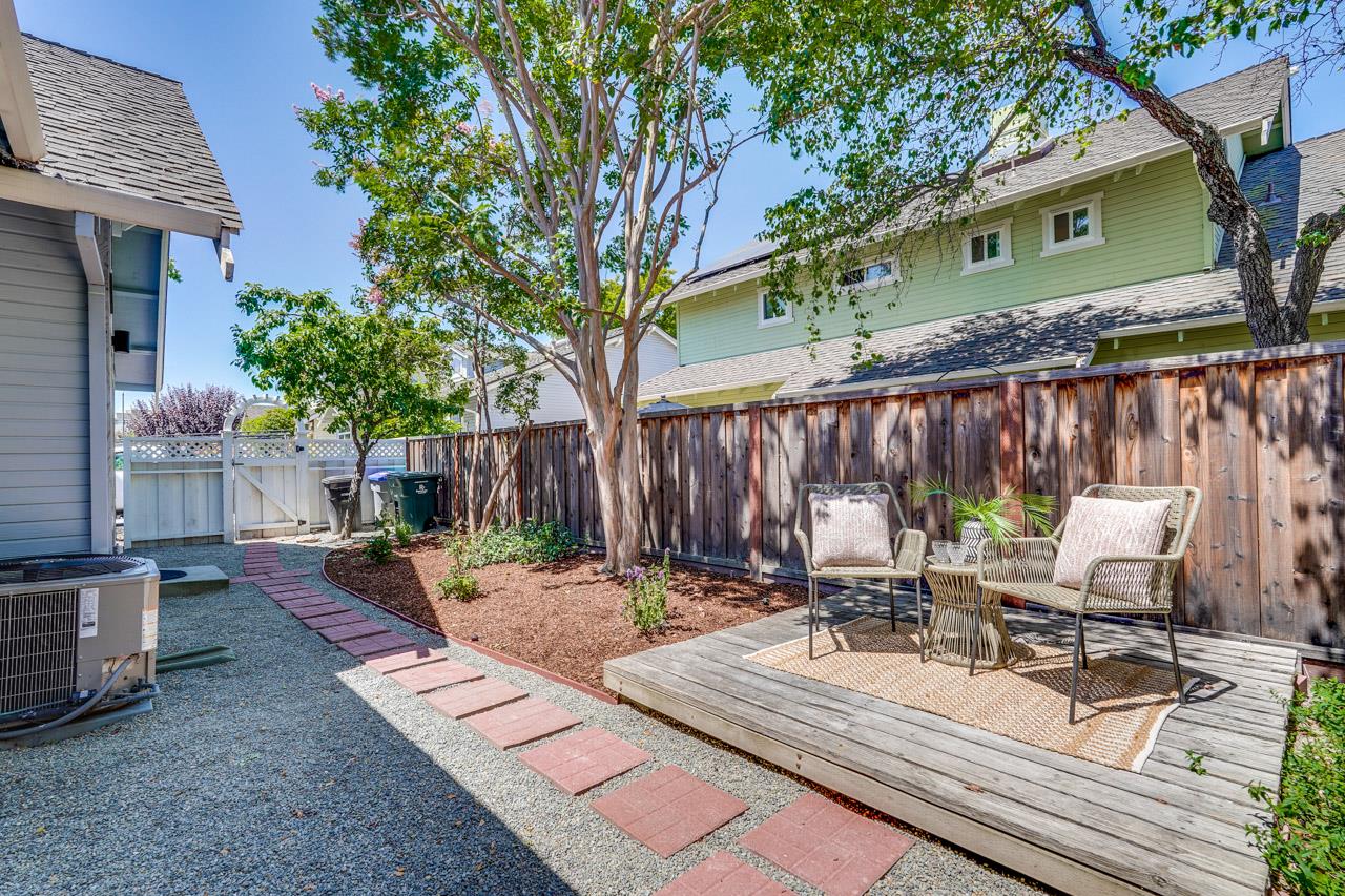 Detail Gallery Image 43 of 49 For 304 Windmill Park Ln, Mountain View,  CA 94043 - 2 Beds | 2 Baths