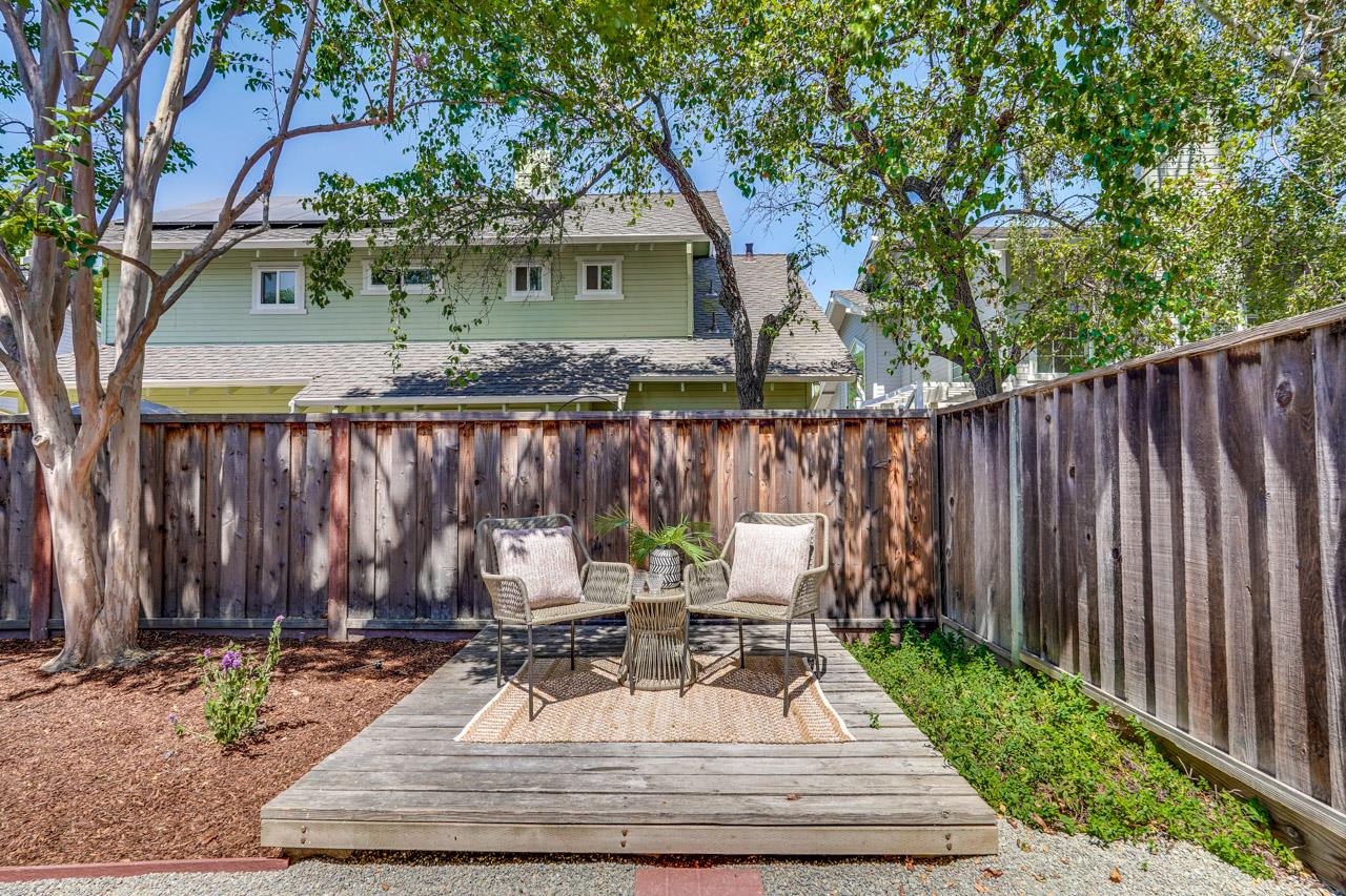 Detail Gallery Image 45 of 49 For 304 Windmill Park Ln, Mountain View,  CA 94043 - 2 Beds | 2 Baths