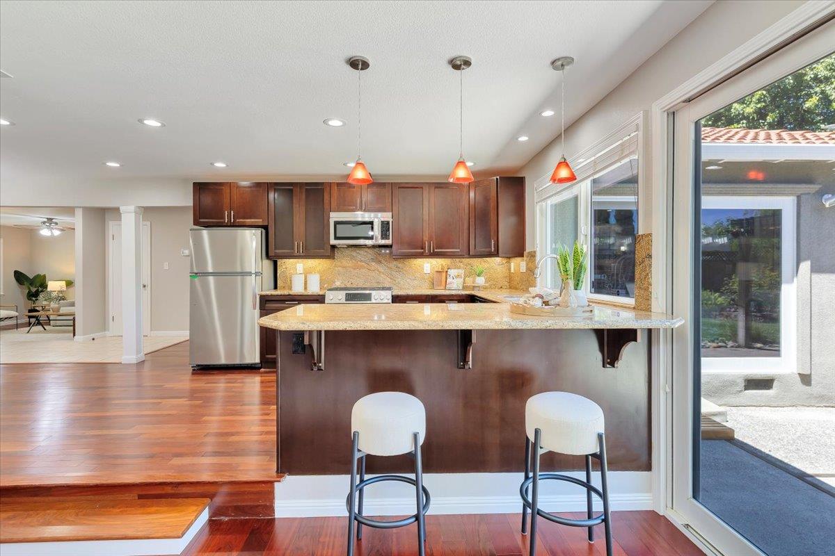 Detail Gallery Image 9 of 24 For 6162 Hancock Ave, San Jose,  CA 95123 - 3 Beds | 2 Baths