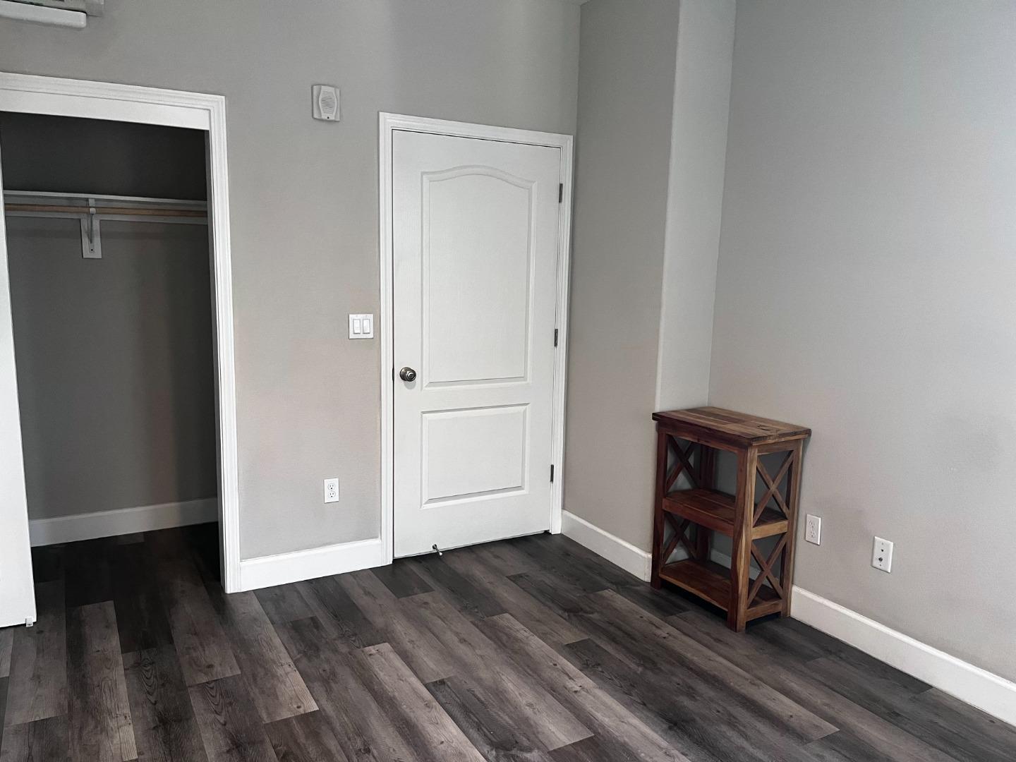 Detail Gallery Image 24 of 29 For 2733 Sorano #7,  San Jose,  CA 95111 - 3 Beds | 3/1 Baths