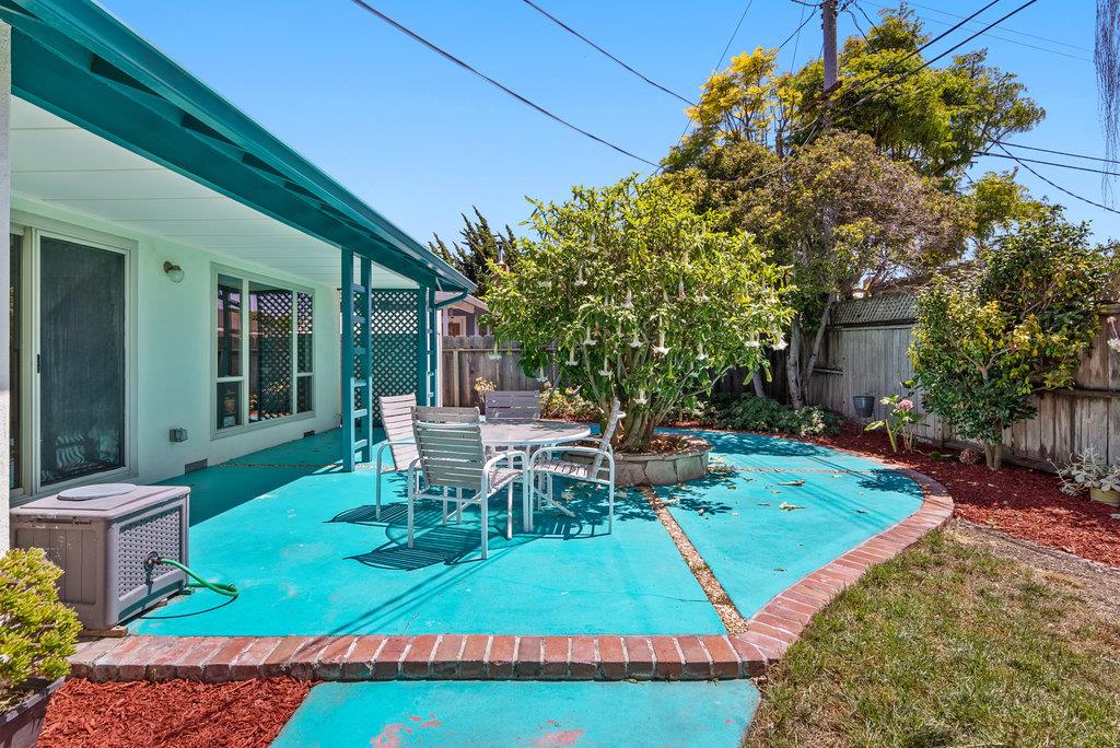 Detail Gallery Image 30 of 37 For 737 College Dr, Salinas,  CA 93901 - 3 Beds | 2 Baths