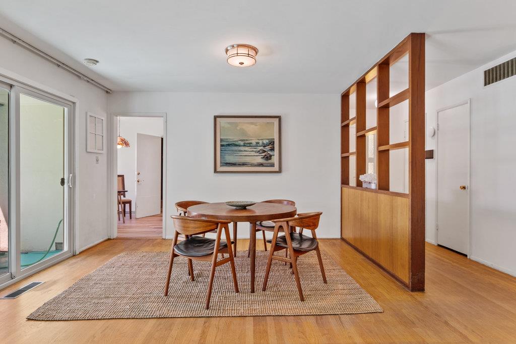 Detail Gallery Image 7 of 37 For 737 College Dr, Salinas,  CA 93901 - 3 Beds | 2 Baths