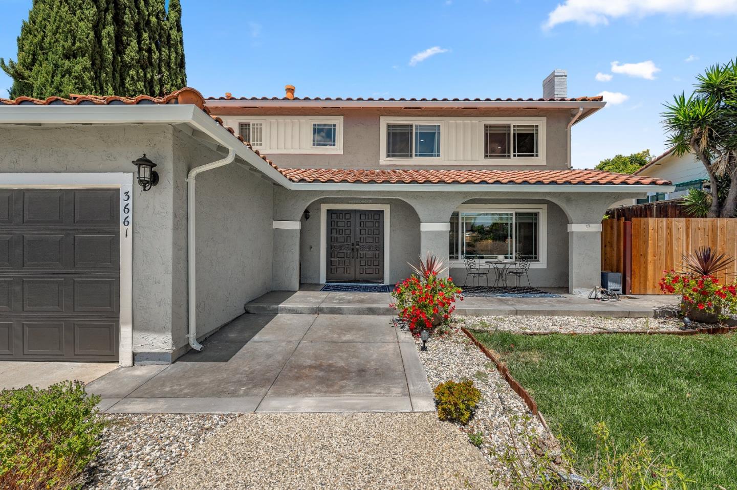 Detail Gallery Image 1 of 86 For 3661 Slopeview Dr, San Jose,  CA 95148 - 5 Beds | 3 Baths