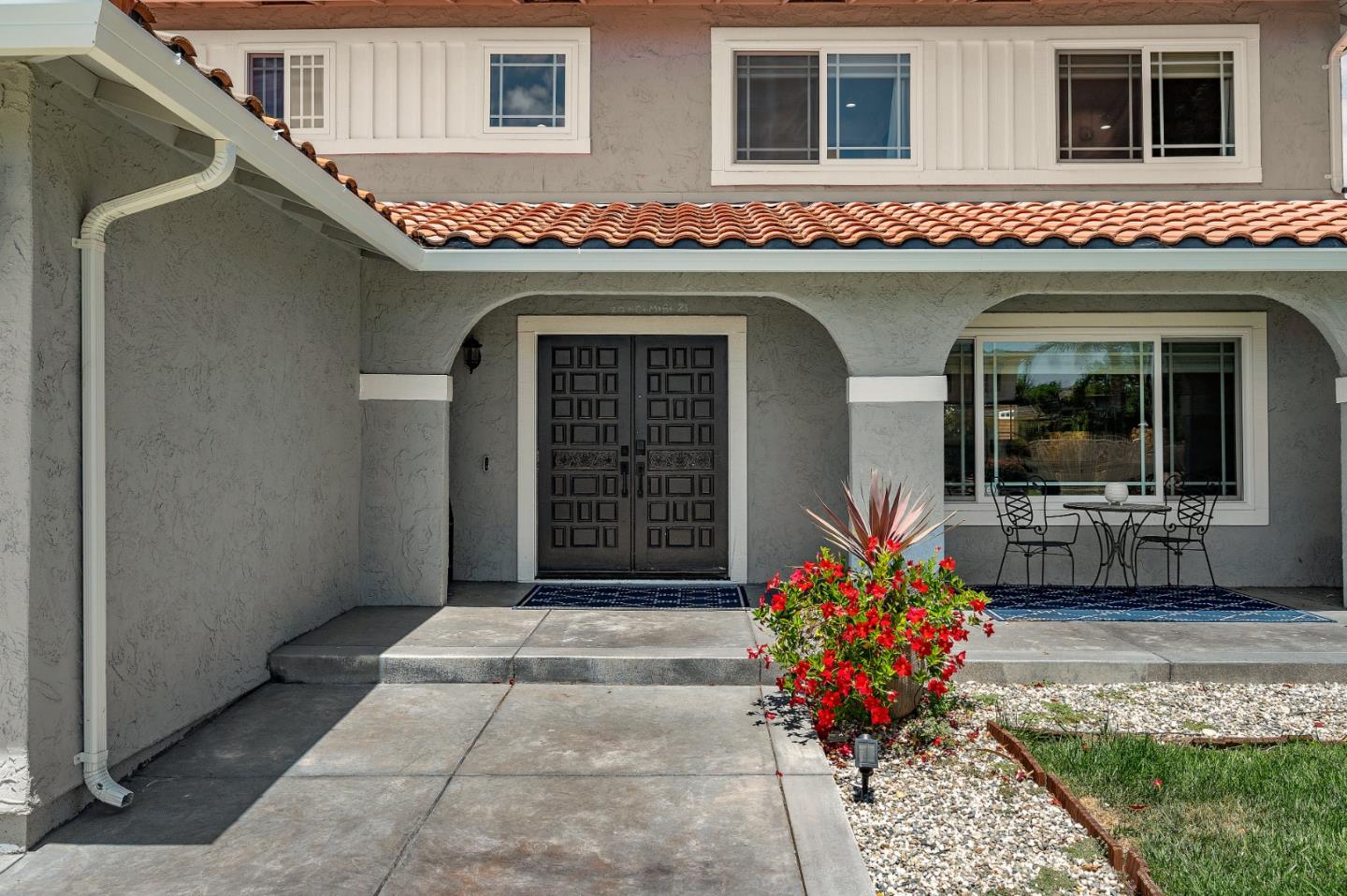 Detail Gallery Image 2 of 86 For 3661 Slopeview Dr, San Jose,  CA 95148 - 5 Beds | 3 Baths