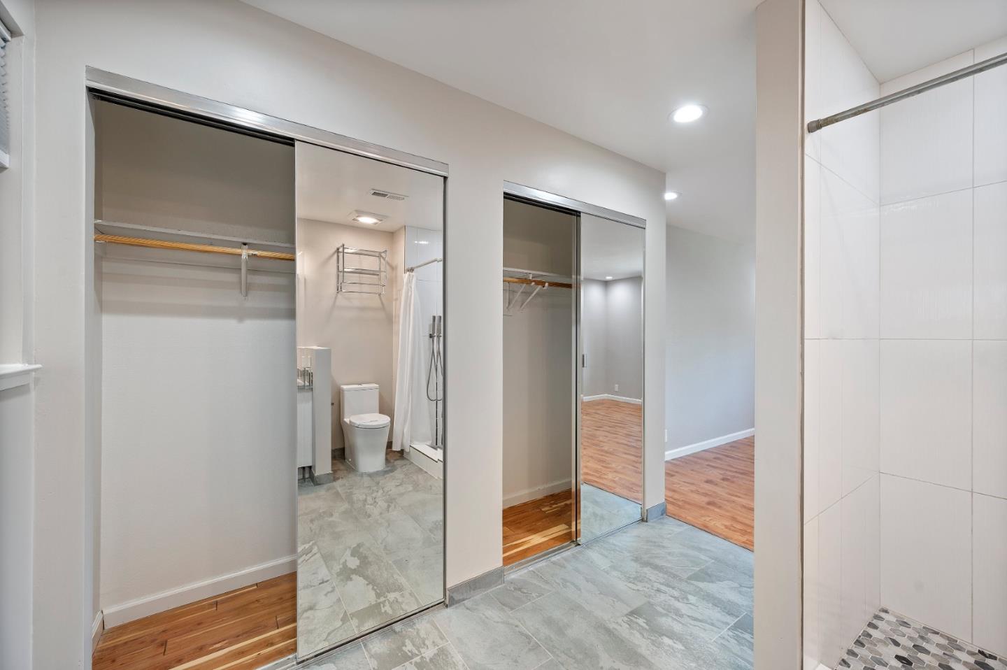Detail Gallery Image 72 of 86 For 3661 Slopeview Dr, San Jose,  CA 95148 - 5 Beds | 3 Baths