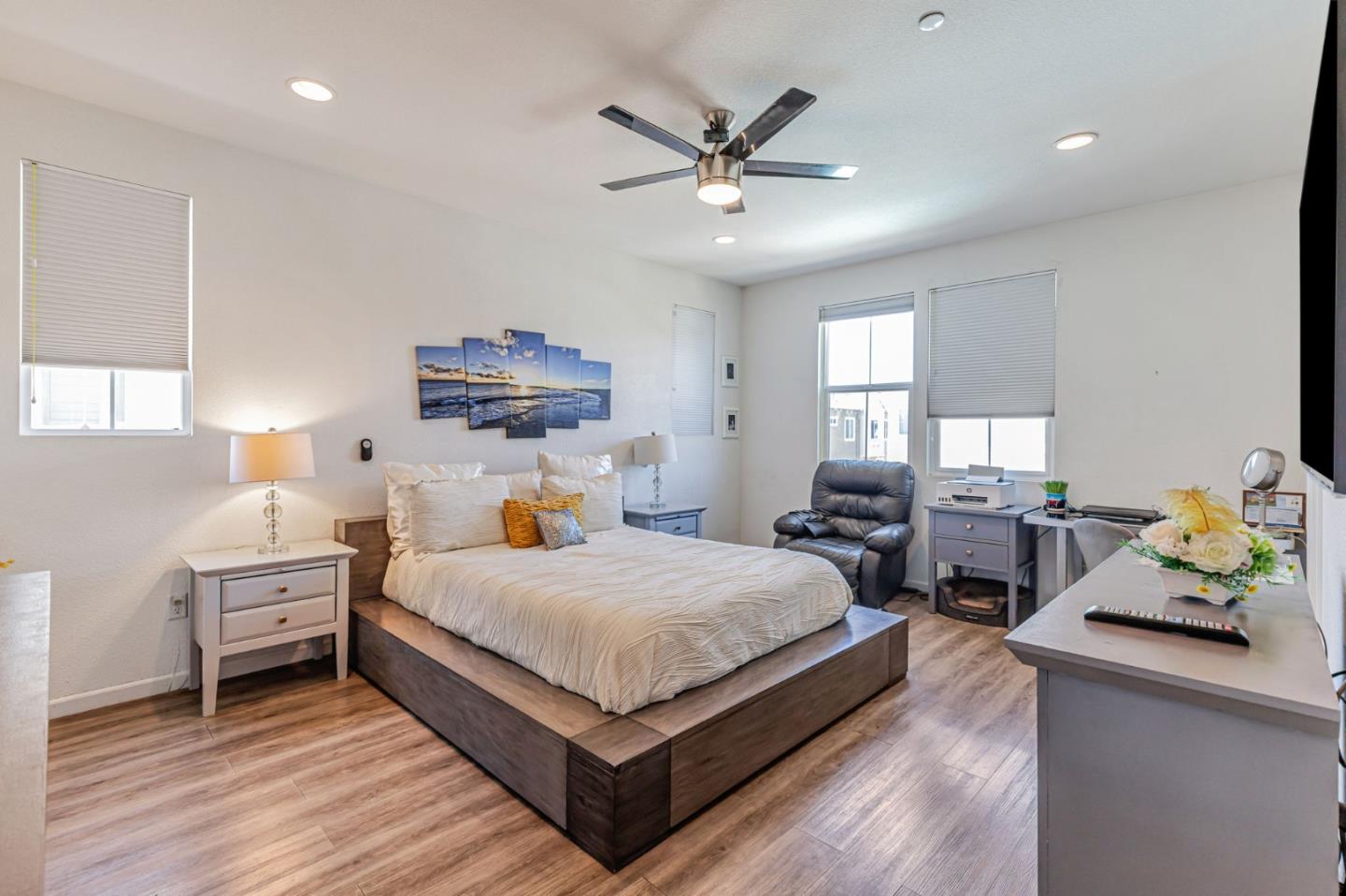 Detail Gallery Image 11 of 18 For 157 Triggs Ln, Morgan Hill,  CA 95037 - 4 Beds | 3/1 Baths