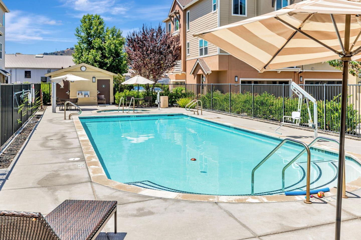 Detail Gallery Image 16 of 18 For 157 Triggs Ln, Morgan Hill,  CA 95037 - 4 Beds | 3/1 Baths