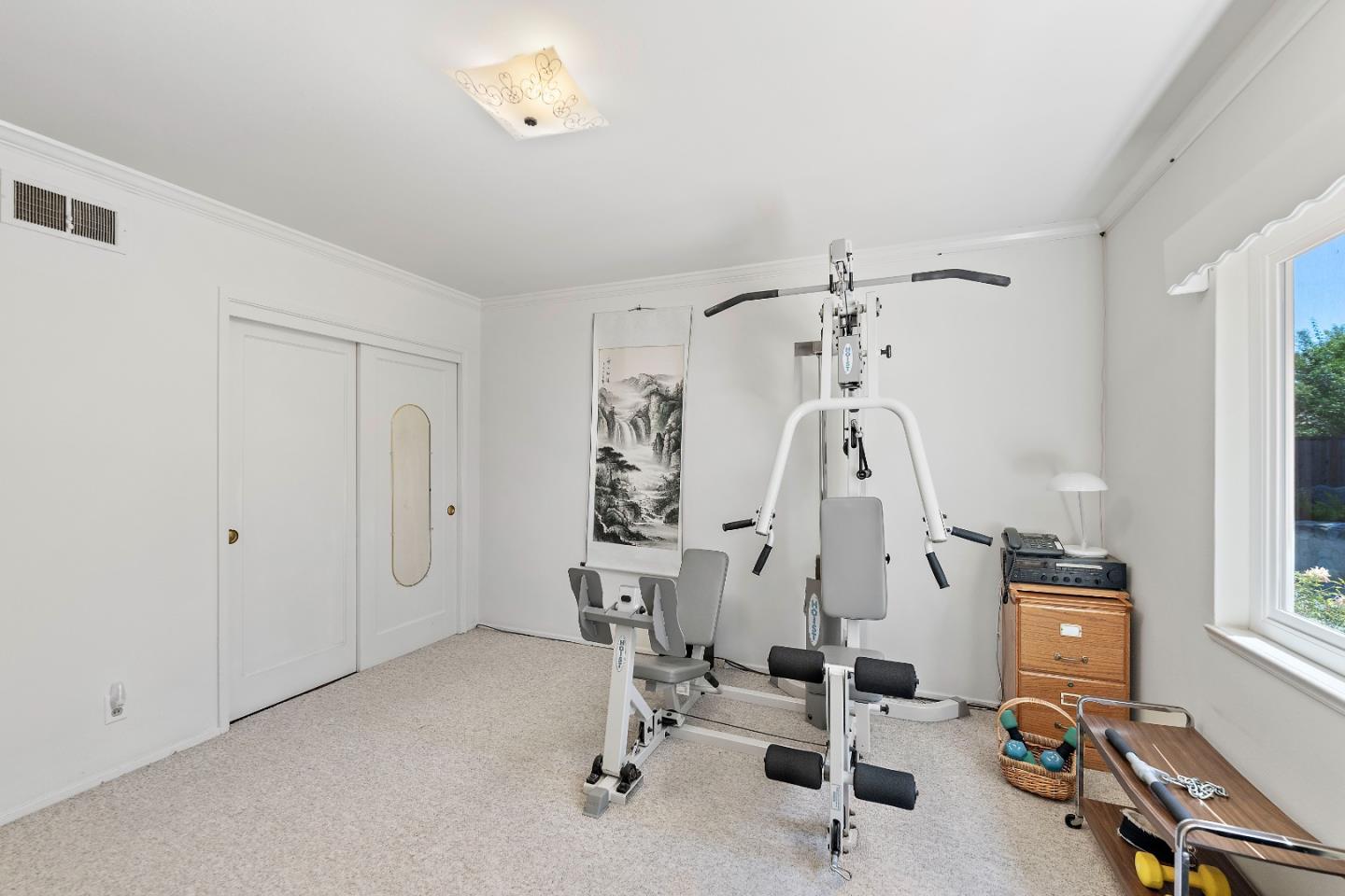 Detail Gallery Image 34 of 47 For 861 Riverside Dr, Los Altos,  CA 94024 - 3 Beds | 2 Baths
