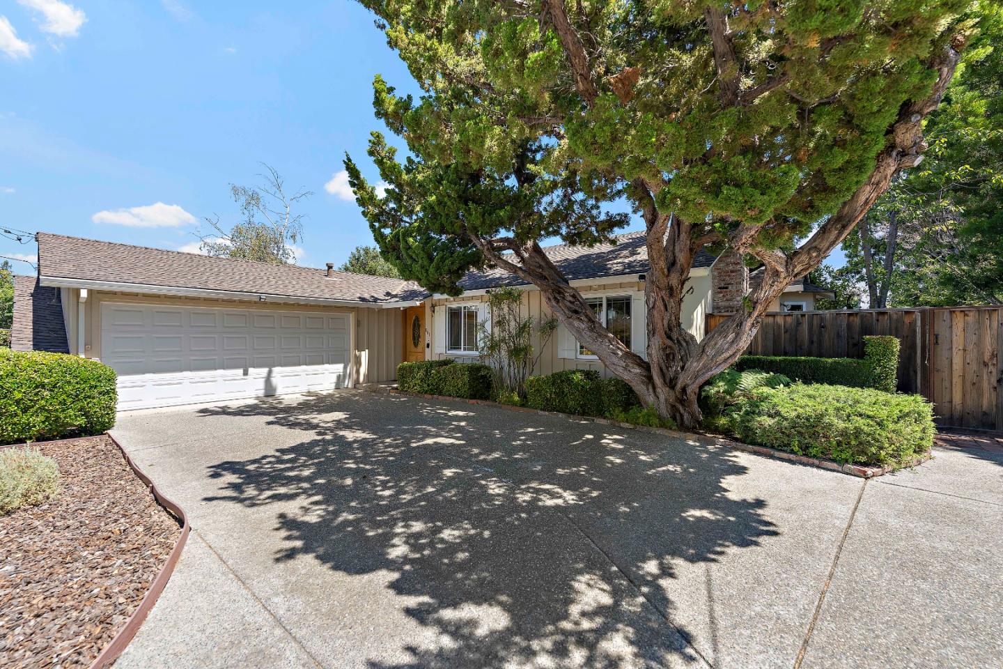 Detail Gallery Image 41 of 47 For 861 Riverside Dr, Los Altos,  CA 94024 - 3 Beds | 2 Baths