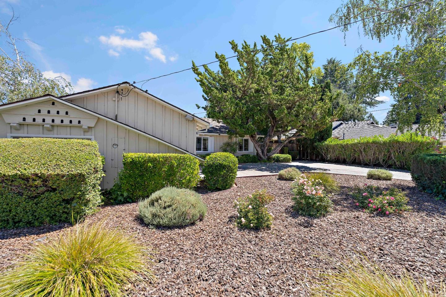 Detail Gallery Image 45 of 47 For 861 Riverside Dr, Los Altos,  CA 94024 - 3 Beds | 2 Baths