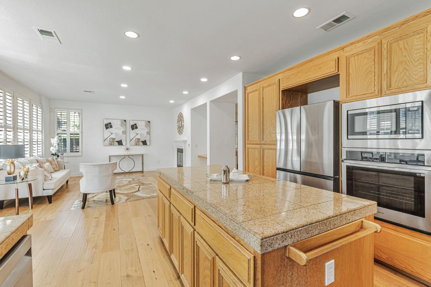 Detail Gallery Image 17 of 55 For 19175 Saffron Dr, Morgan Hill,  CA 95037 - 4 Beds | 2/1 Baths