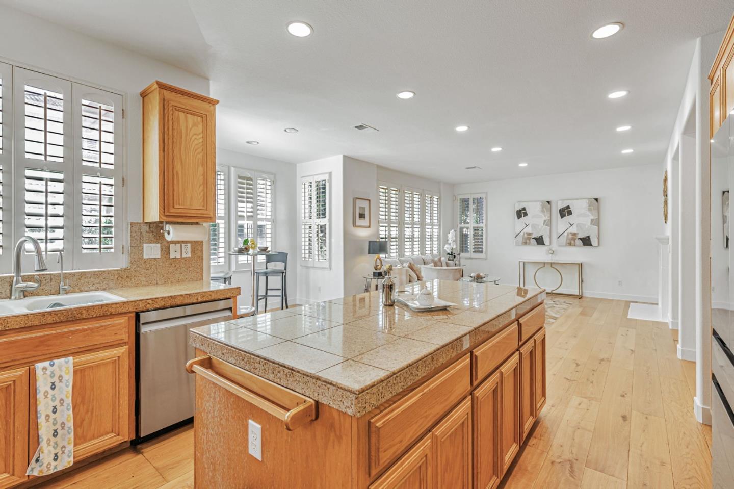 Detail Gallery Image 18 of 55 For 19175 Saffron Dr, Morgan Hill,  CA 95037 - 4 Beds | 2/1 Baths