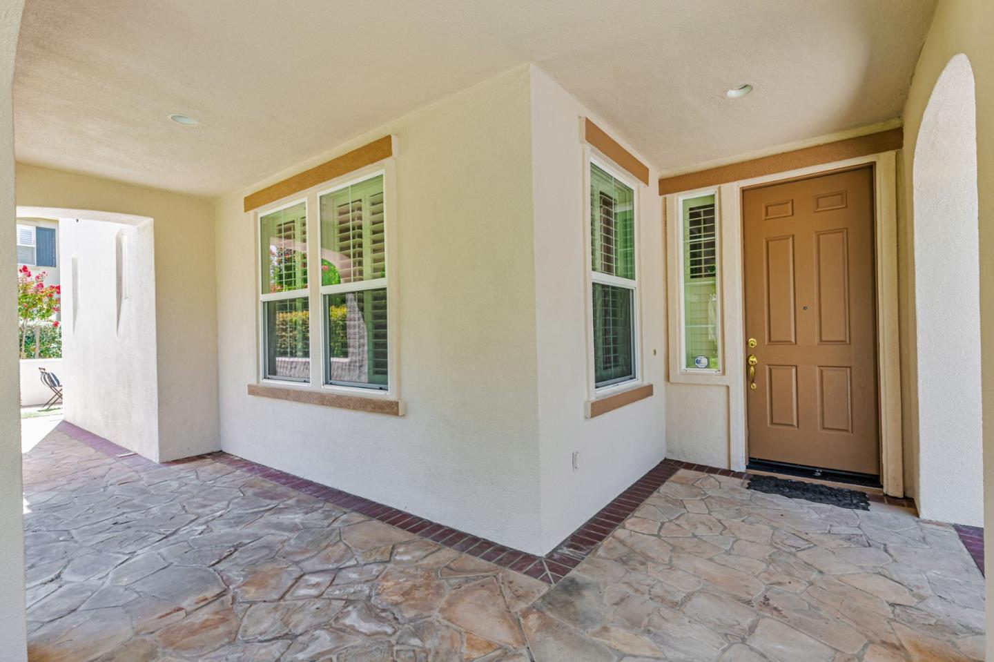 Detail Gallery Image 5 of 55 For 19175 Saffron Dr, Morgan Hill,  CA 95037 - 4 Beds | 2/1 Baths