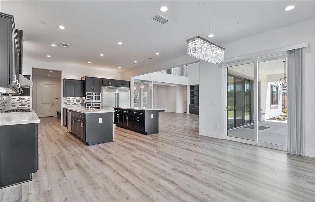 Detail Gallery Image 14 of 39 For 1734 Lester Ave, Clovis,  CA 93619 - 6 Beds | 7 Baths