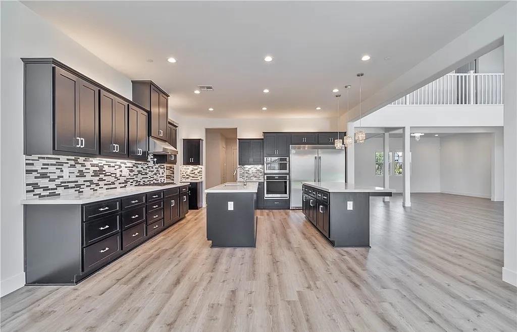 Detail Gallery Image 16 of 39 For 1734 Lester Ave, Clovis,  CA 93619 - 6 Beds | 7 Baths