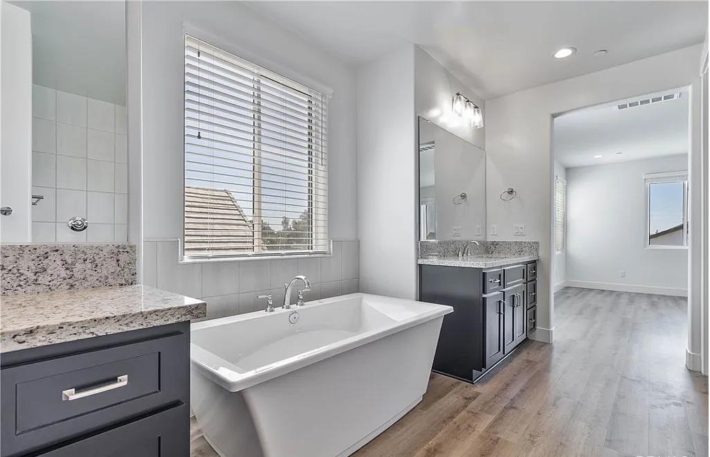 Detail Gallery Image 24 of 39 For 1734 Lester Ave, Clovis,  CA 93619 - 6 Beds | 7 Baths