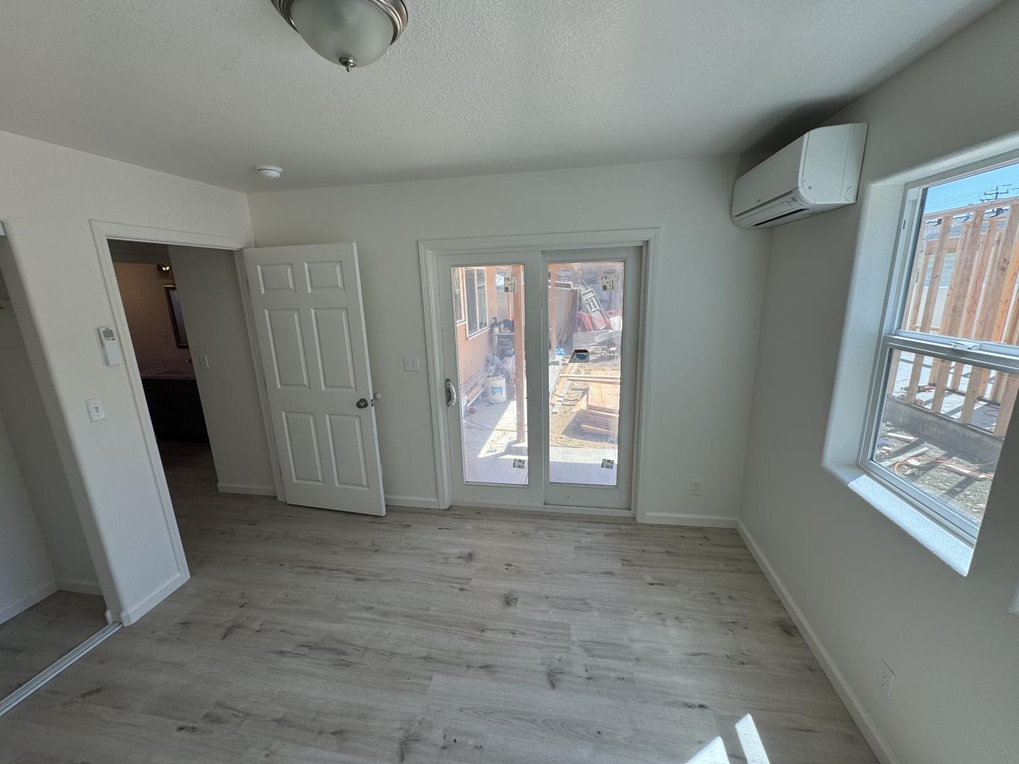 Detail Gallery Image 15 of 19 For 1207 Parkside a,  Salinas,  CA 93906 - 2 Beds | 1 Baths