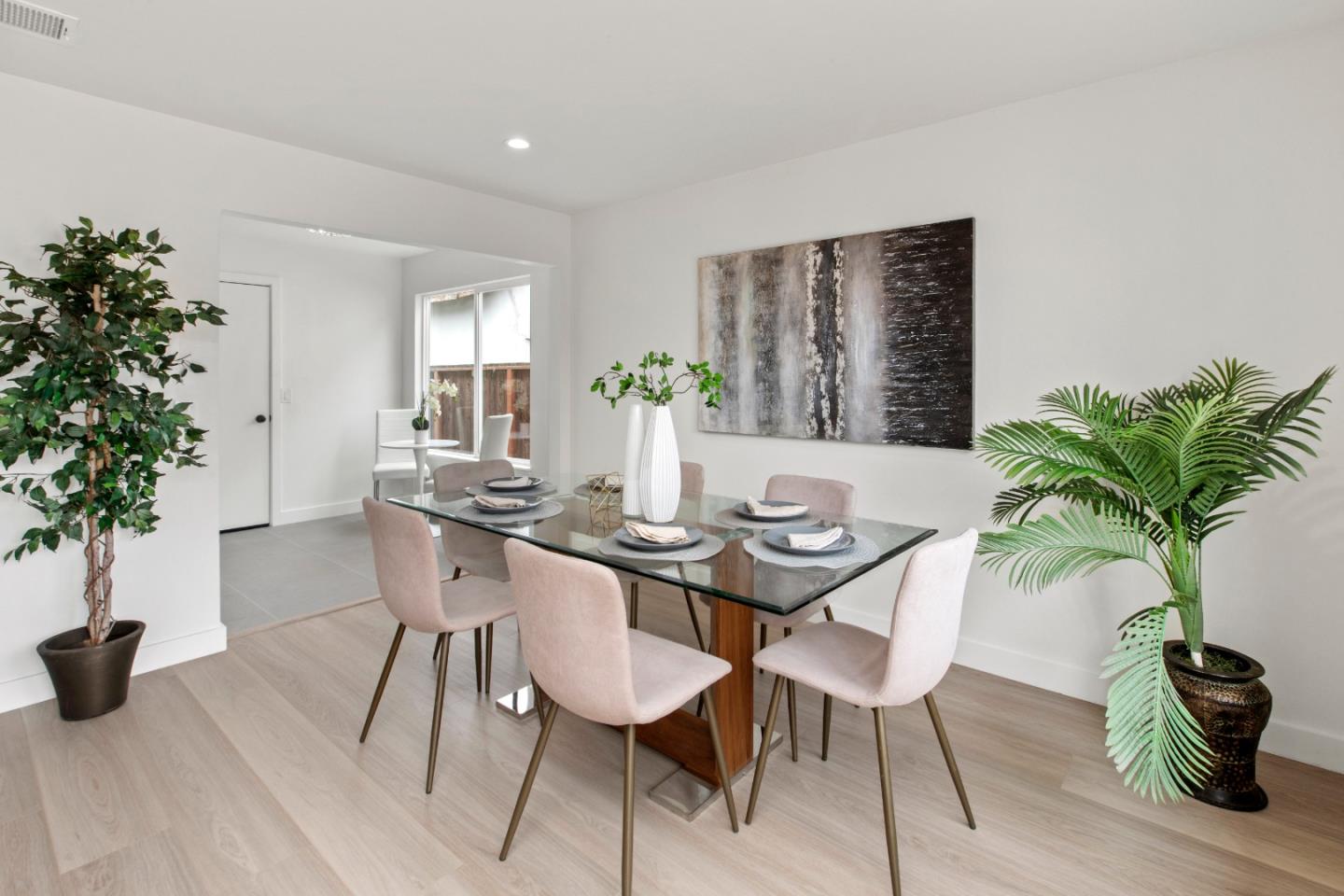 Detail Gallery Image 11 of 72 For 1137 Manzanita Dr, Pacifica,  CA 94044 - 3 Beds | 2 Baths
