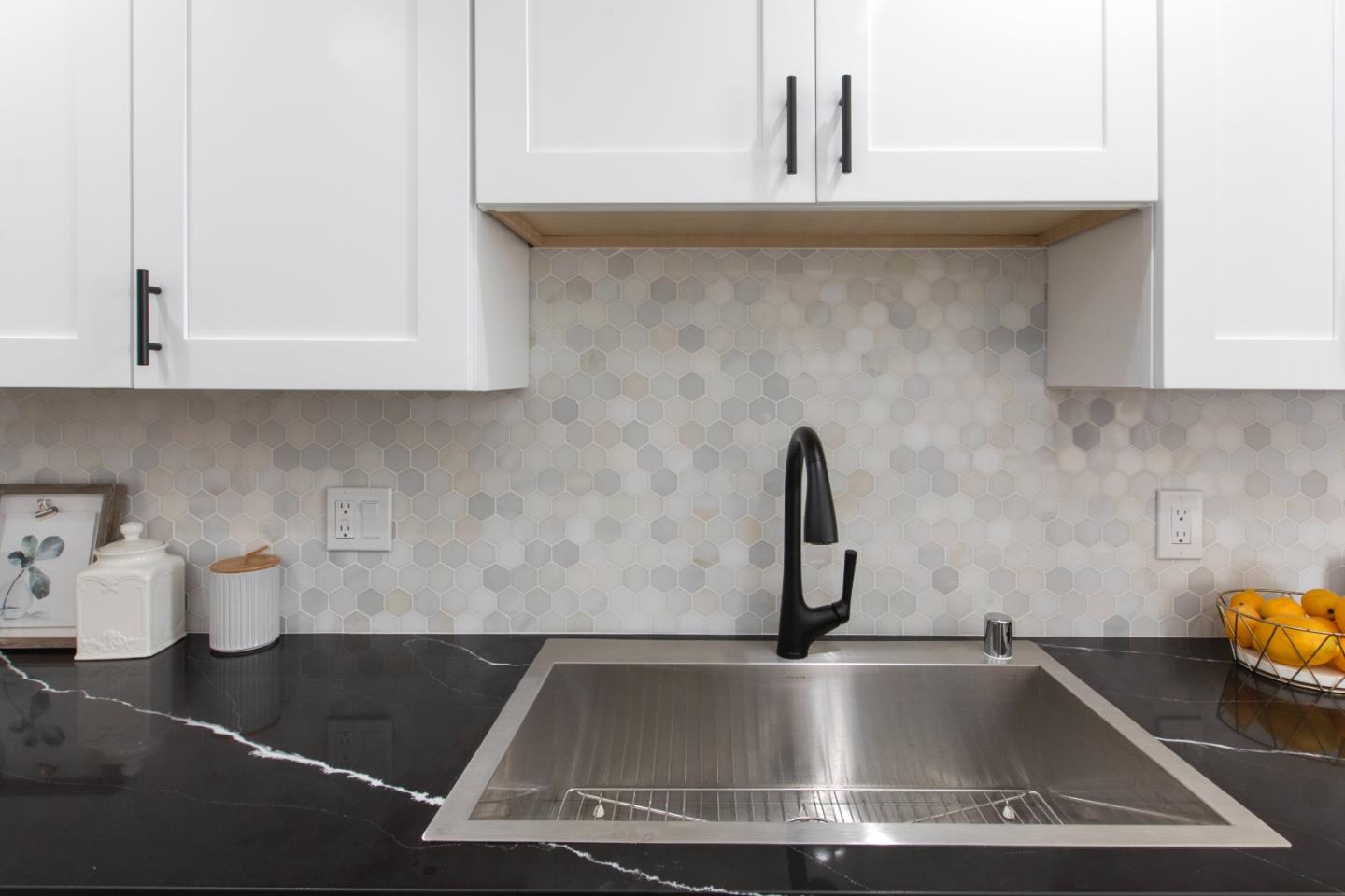 Detail Gallery Image 20 of 72 For 1137 Manzanita Dr, Pacifica,  CA 94044 - 3 Beds | 2 Baths