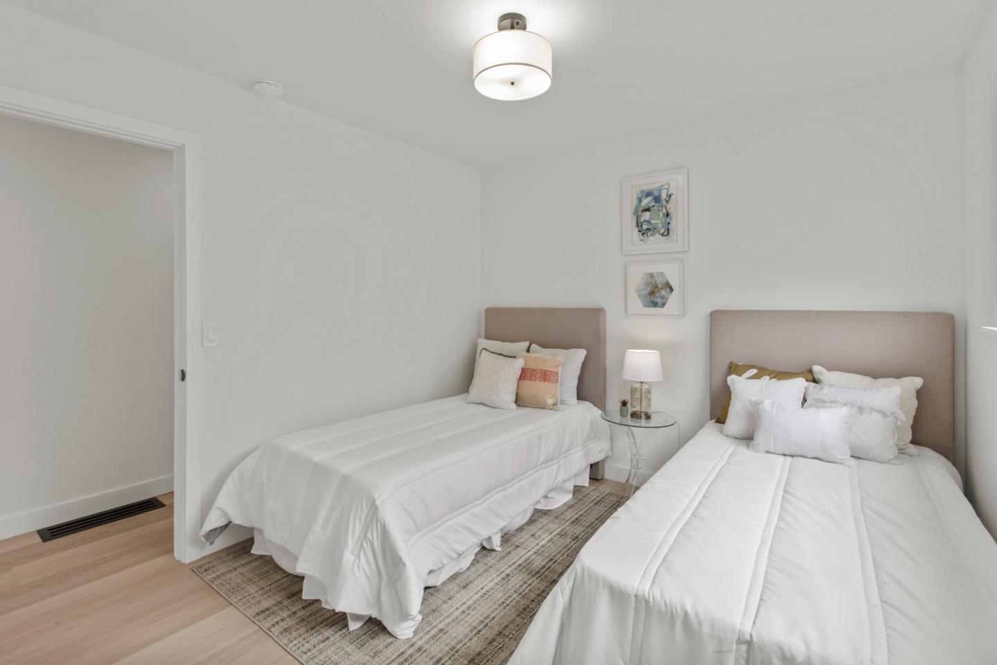 Detail Gallery Image 28 of 72 For 1137 Manzanita Dr, Pacifica,  CA 94044 - 3 Beds | 2 Baths