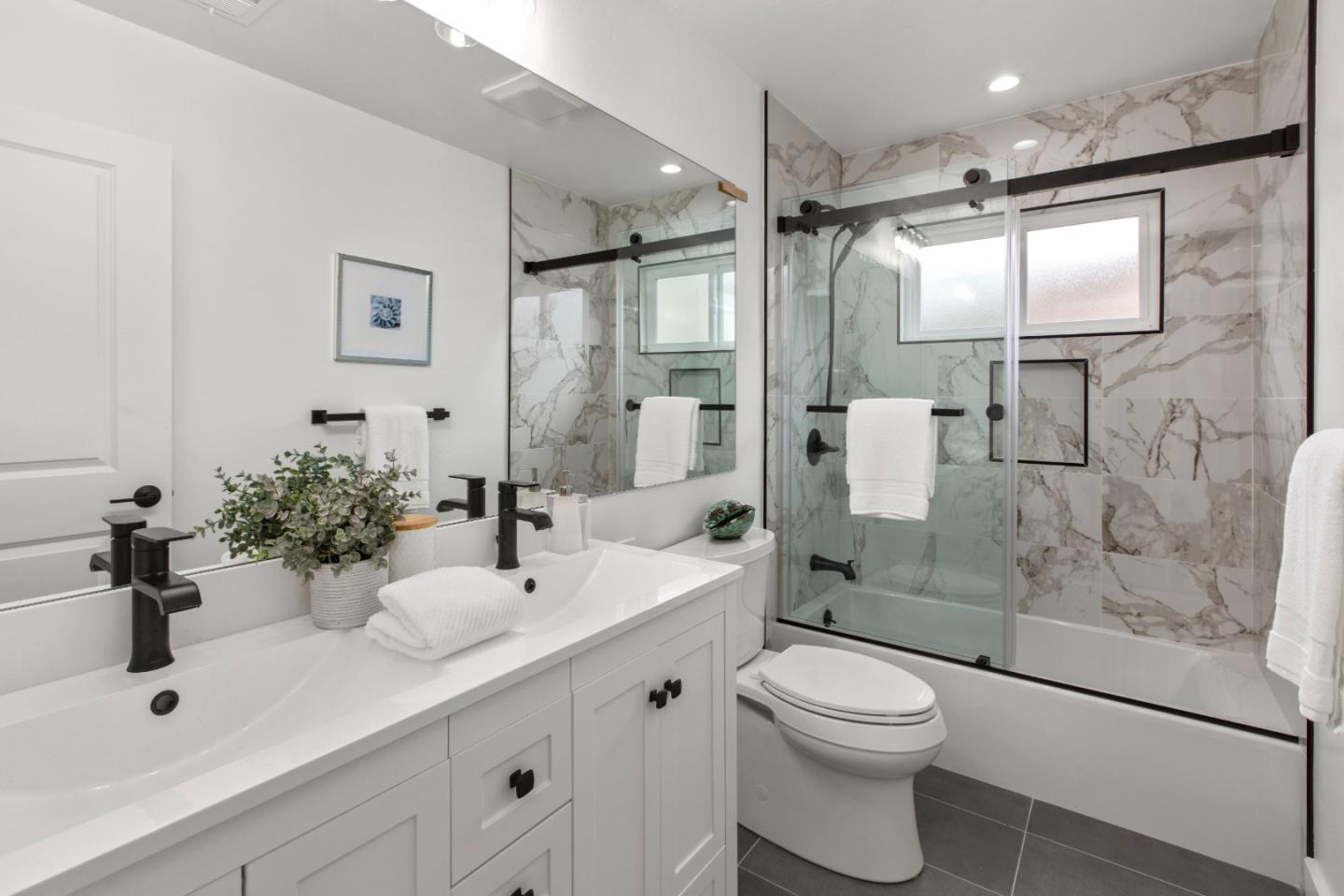 Detail Gallery Image 29 of 72 For 1137 Manzanita Dr, Pacifica,  CA 94044 - 3 Beds | 2 Baths