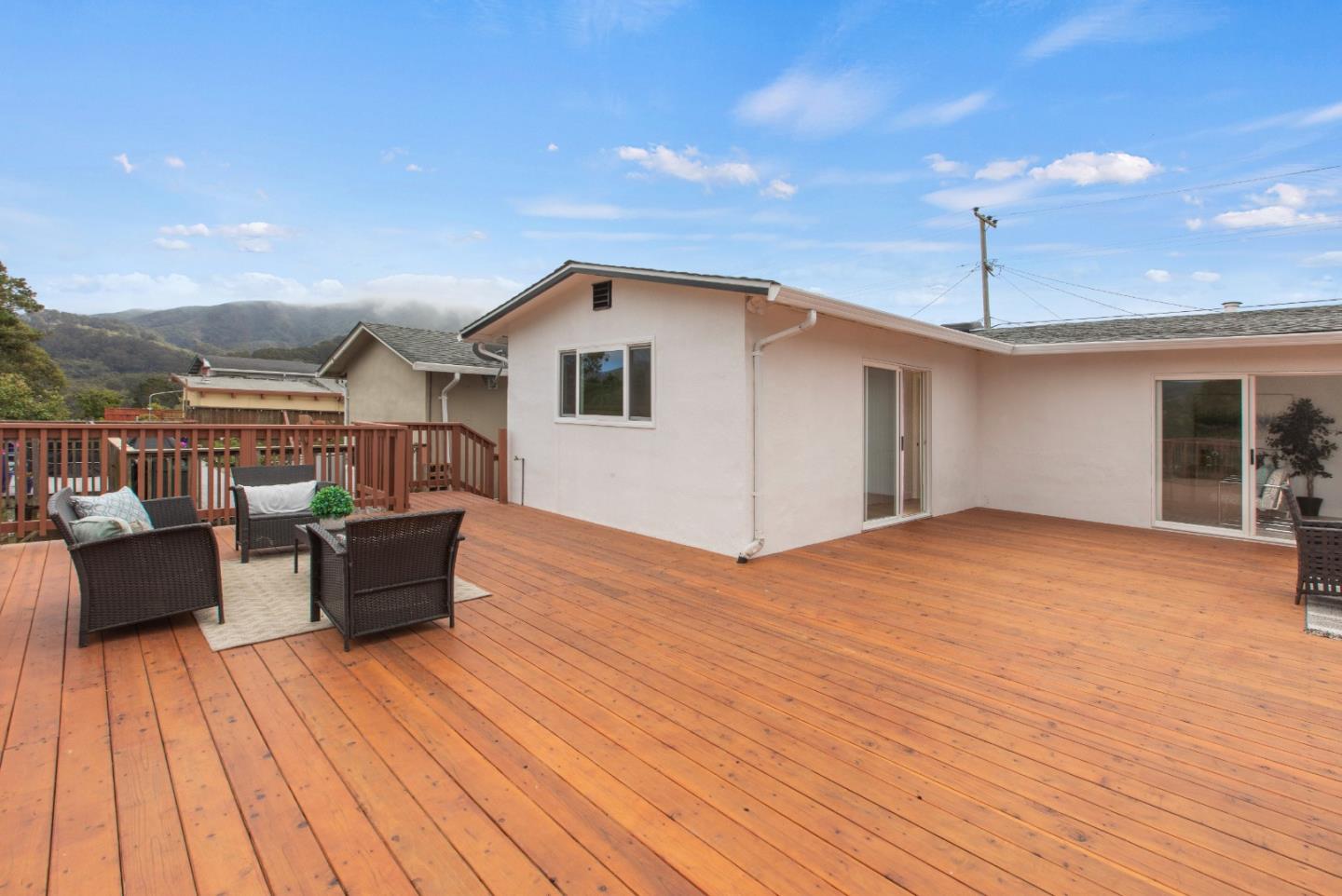 Detail Gallery Image 36 of 72 For 1137 Manzanita Dr, Pacifica,  CA 94044 - 3 Beds | 2 Baths