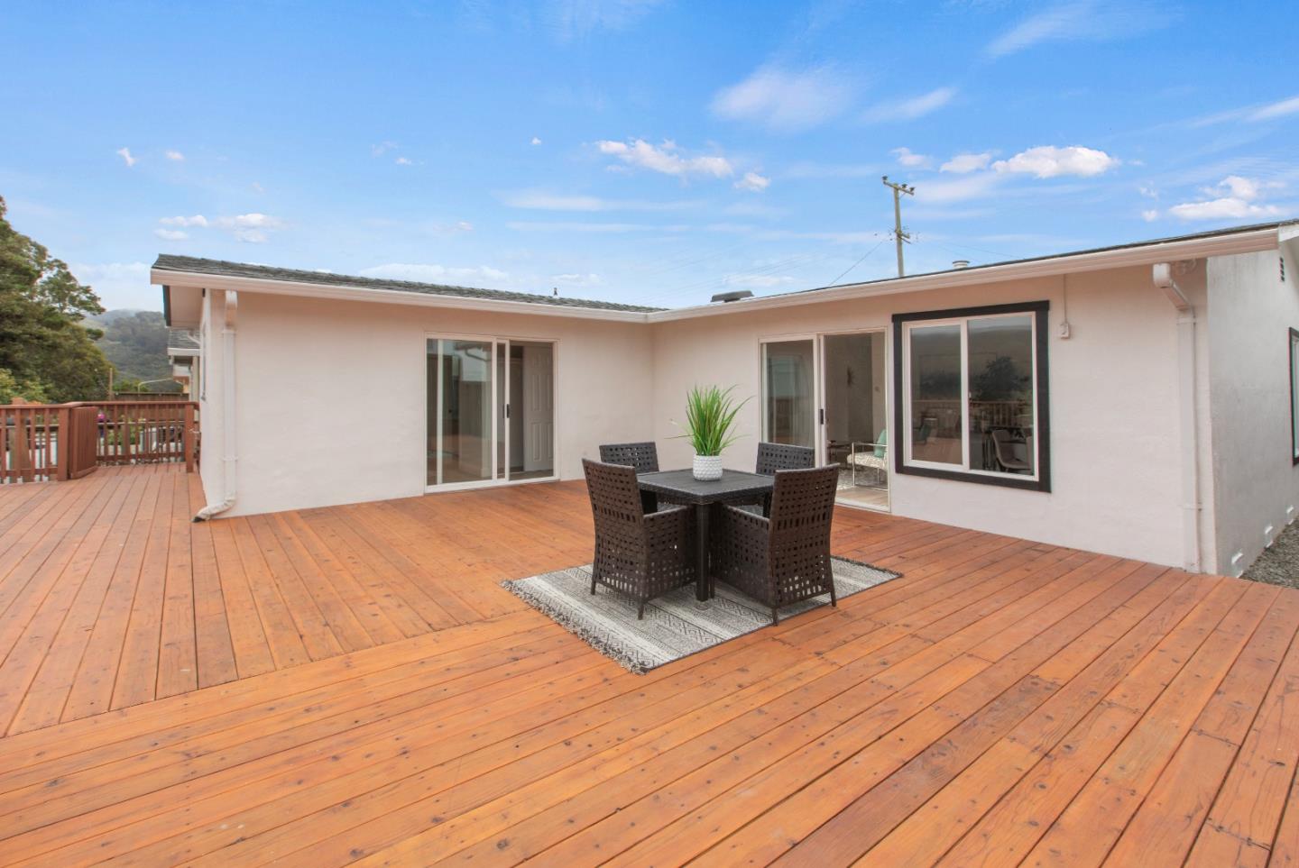 Detail Gallery Image 40 of 72 For 1137 Manzanita Dr, Pacifica,  CA 94044 - 3 Beds | 2 Baths