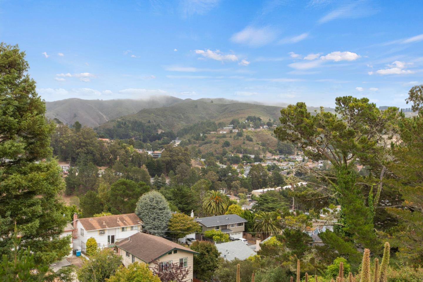 Detail Gallery Image 45 of 72 For 1137 Manzanita Dr, Pacifica,  CA 94044 - 3 Beds | 2 Baths