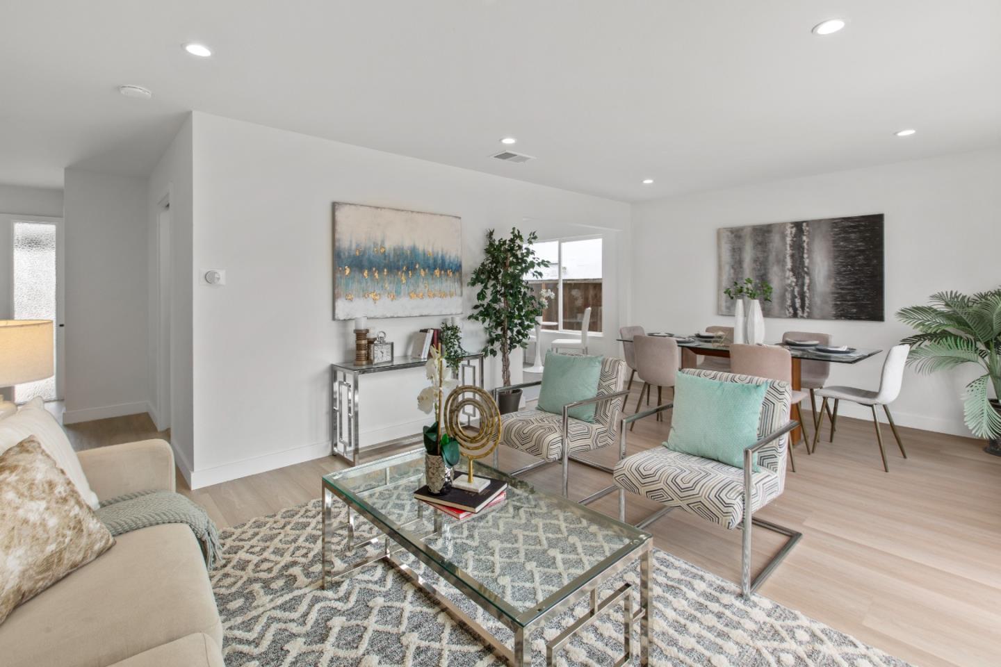 Detail Gallery Image 5 of 72 For 1137 Manzanita Dr, Pacifica,  CA 94044 - 3 Beds | 2 Baths