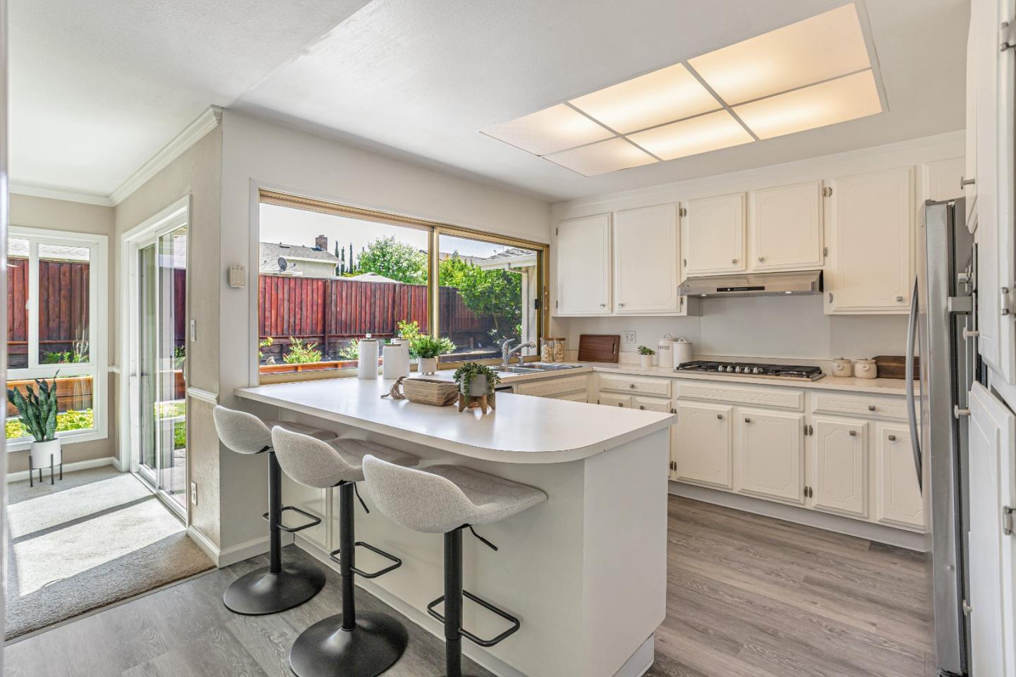 Detail Gallery Image 12 of 35 For 1448 Sierraville Ave, San Jose,  CA 95132 - 4 Beds | 2 Baths
