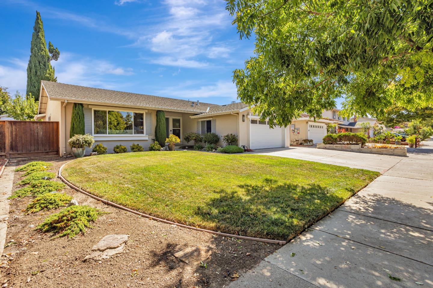 Detail Gallery Image 3 of 35 For 1448 Sierraville Ave, San Jose,  CA 95132 - 4 Beds | 2 Baths