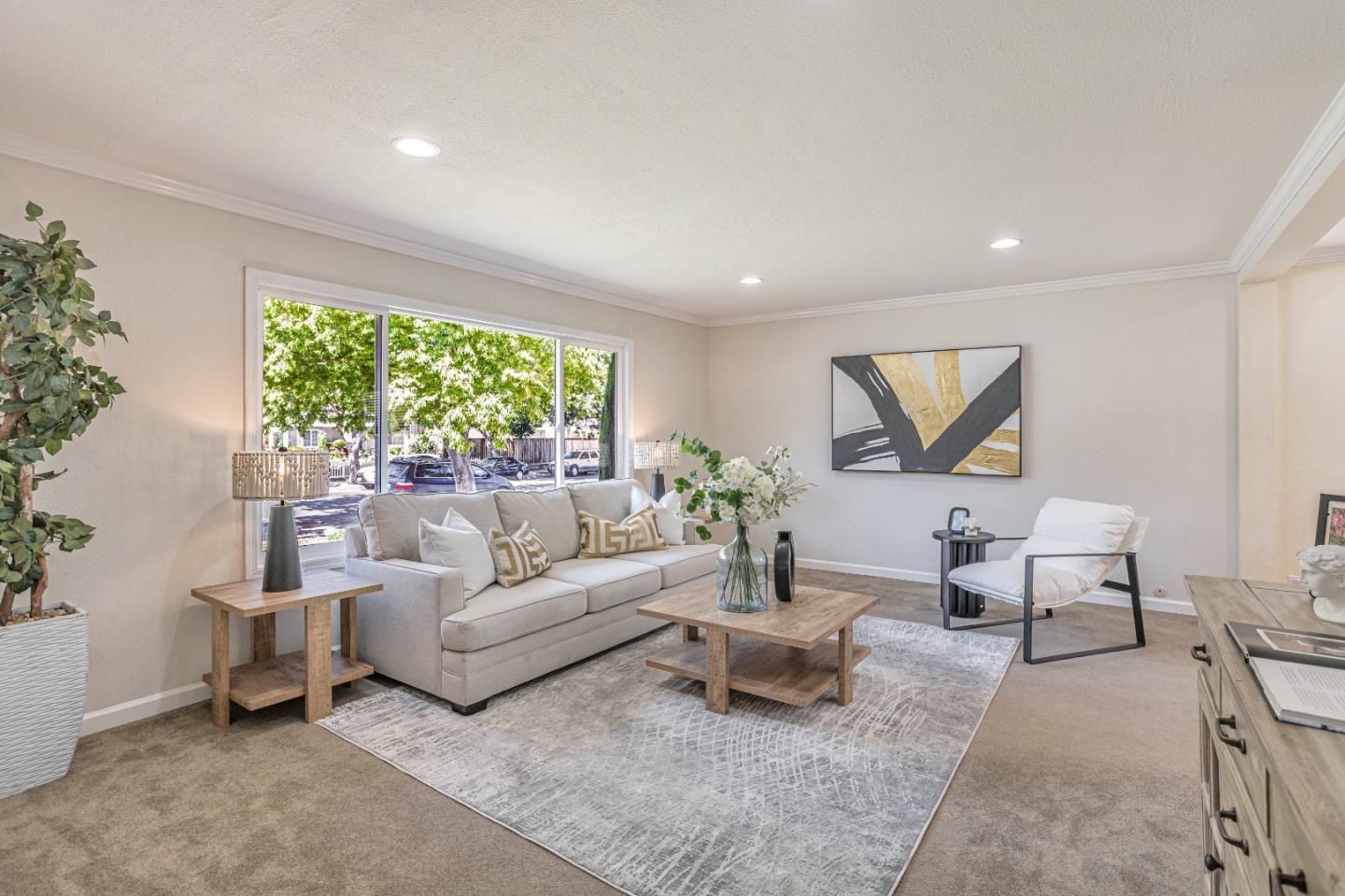Detail Gallery Image 7 of 35 For 1448 Sierraville Ave, San Jose,  CA 95132 - 4 Beds | 2 Baths