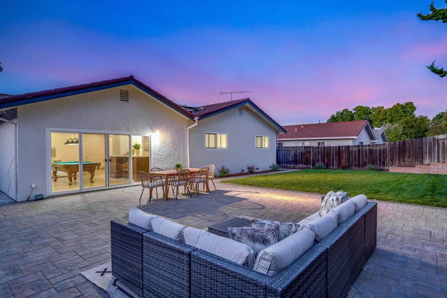 Detail Gallery Image 46 of 55 For 856 Hydrangea Ct, Sunnyvale,  CA 94086 - 4 Beds | 2/1 Baths