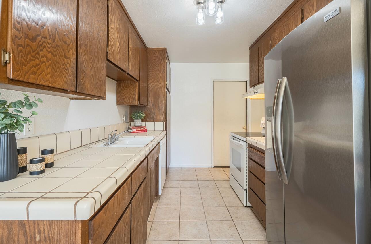 Detail Gallery Image 19 of 39 For 549 Powell St, Salinas,  CA 93907 - 3 Beds | 2 Baths