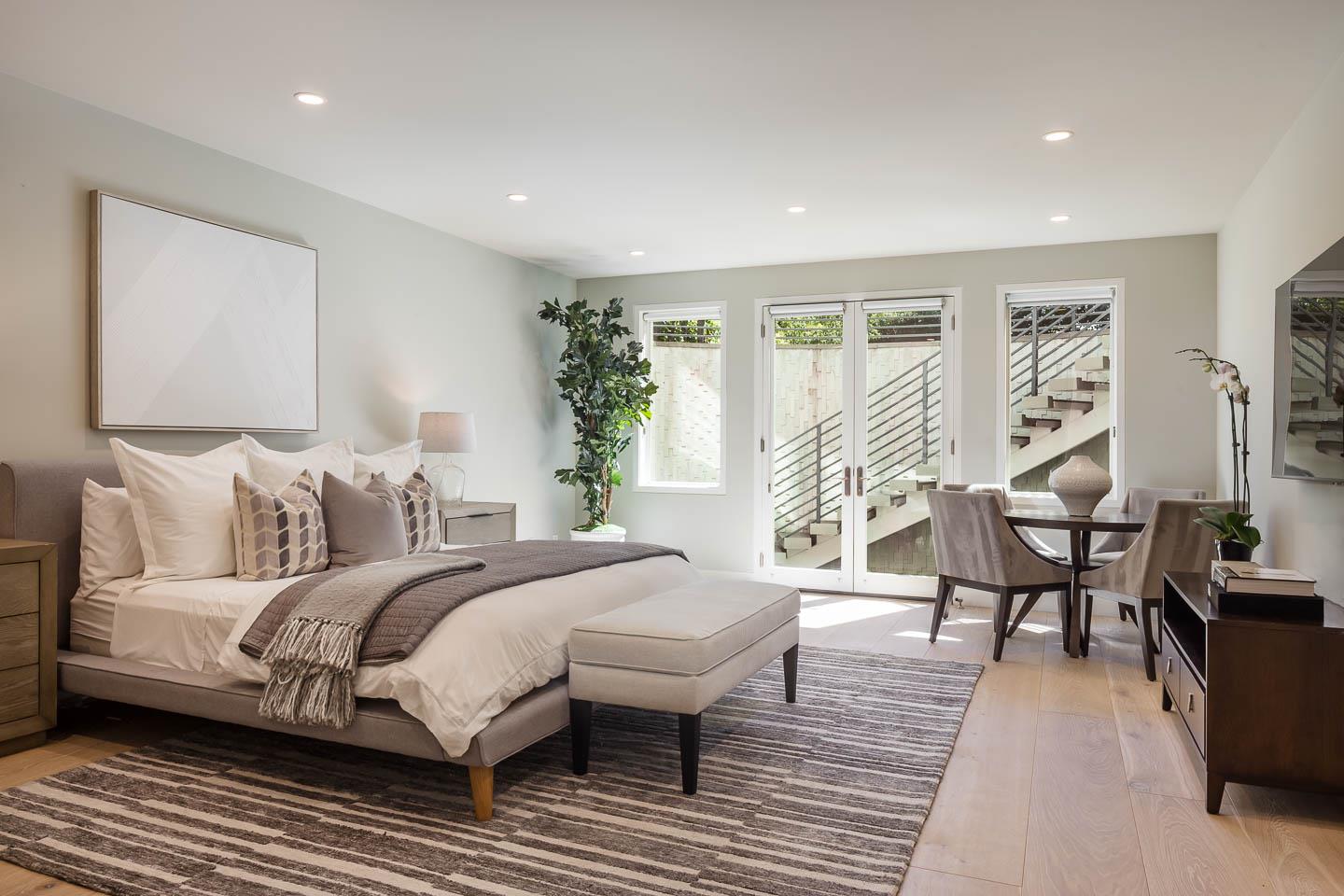 Detail Gallery Image 14 of 21 For 1730 Webster St, Palo Alto,  CA 94301 - 5 Beds | 5 Baths