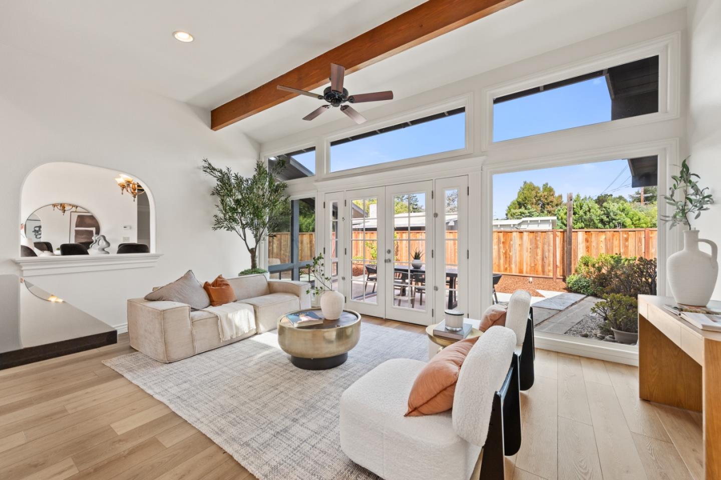 Detail Gallery Image 18 of 44 For 4163 Park Blvd, Palo Alto,  CA 94306 - 3 Beds | 2/1 Baths