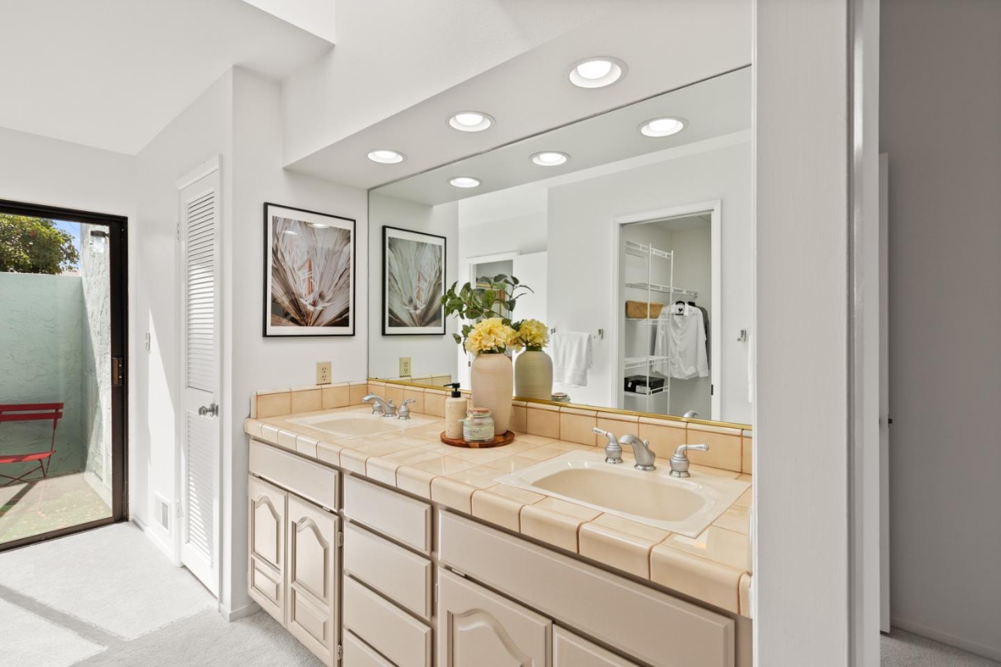 Detail Gallery Image 25 of 44 For 4163 Park Blvd, Palo Alto,  CA 94306 - 3 Beds | 2/1 Baths