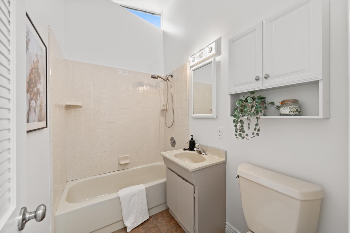 Detail Gallery Image 35 of 44 For 4163 Park Blvd, Palo Alto,  CA 94306 - 3 Beds | 2/1 Baths