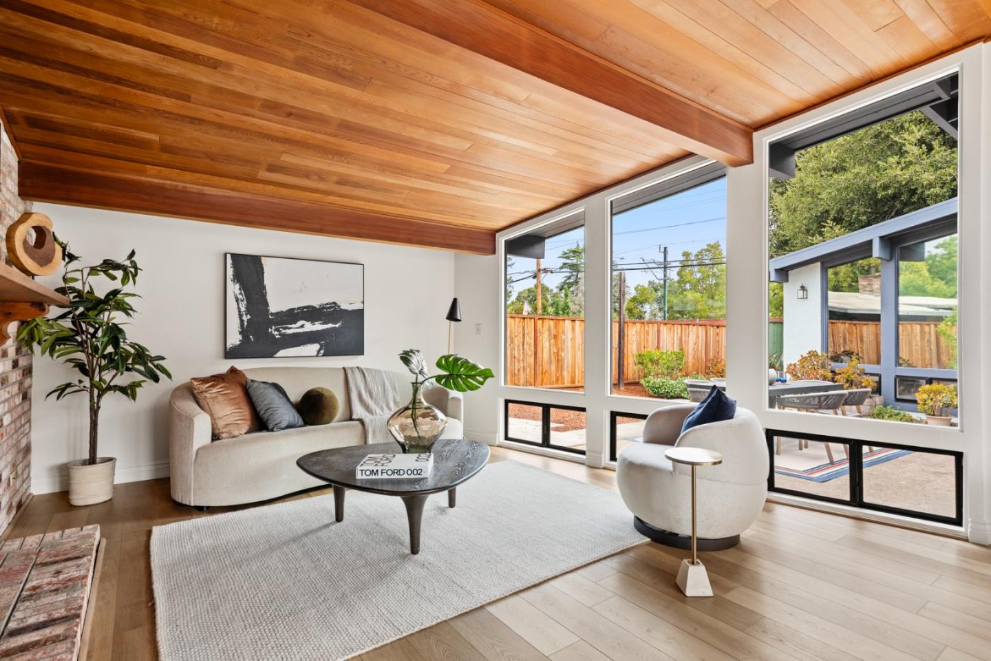Detail Gallery Image 5 of 44 For 4163 Park Blvd, Palo Alto,  CA 94306 - 3 Beds | 2/1 Baths