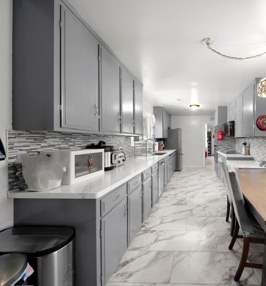 Detail Gallery Image 3 of 9 For 310 Jackson St, Sunnyvale,  CA 94085 - 3 Beds | 2 Baths