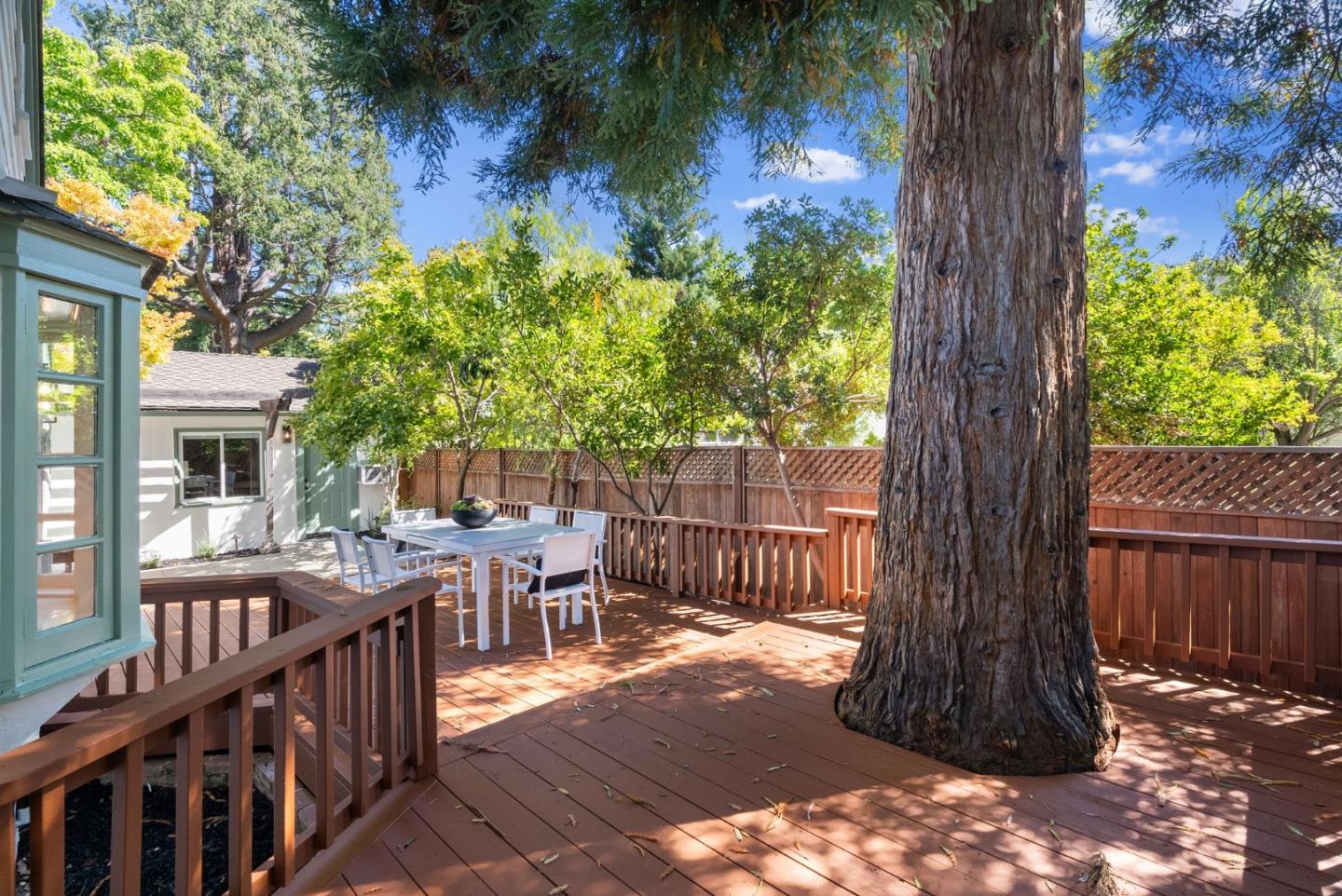 Detail Gallery Image 27 of 38 For 1730 Guinda St, Palo Alto,  CA 94303 - 3 Beds | 3 Baths