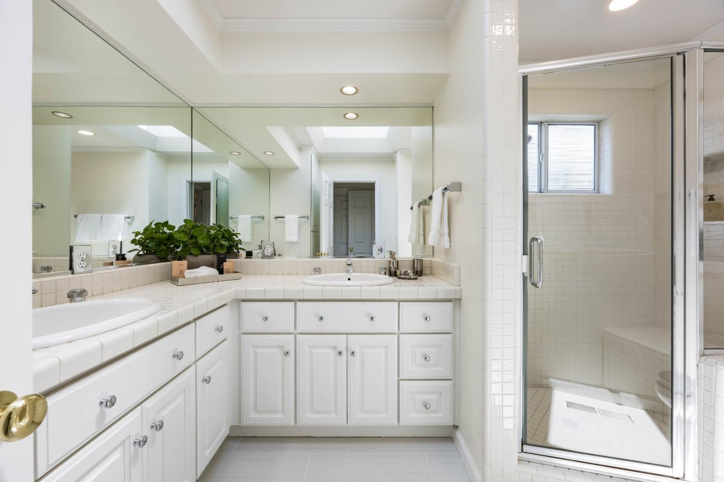 Detail Gallery Image 17 of 26 For 1470 Channing Ave, Palo Alto,  CA 94301 - 3 Beds | 2 Baths