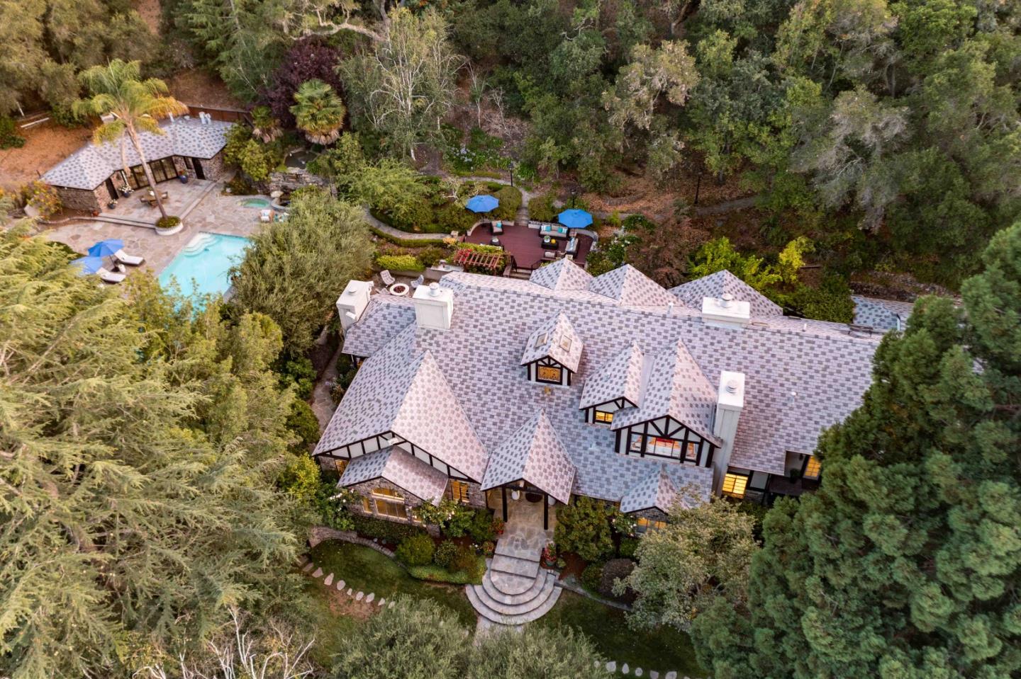 Detail Gallery Image 3 of 38 For 976 Laurel Glen Dr, Palo Alto,  CA 94304 - 6 Beds | 6/1 Baths