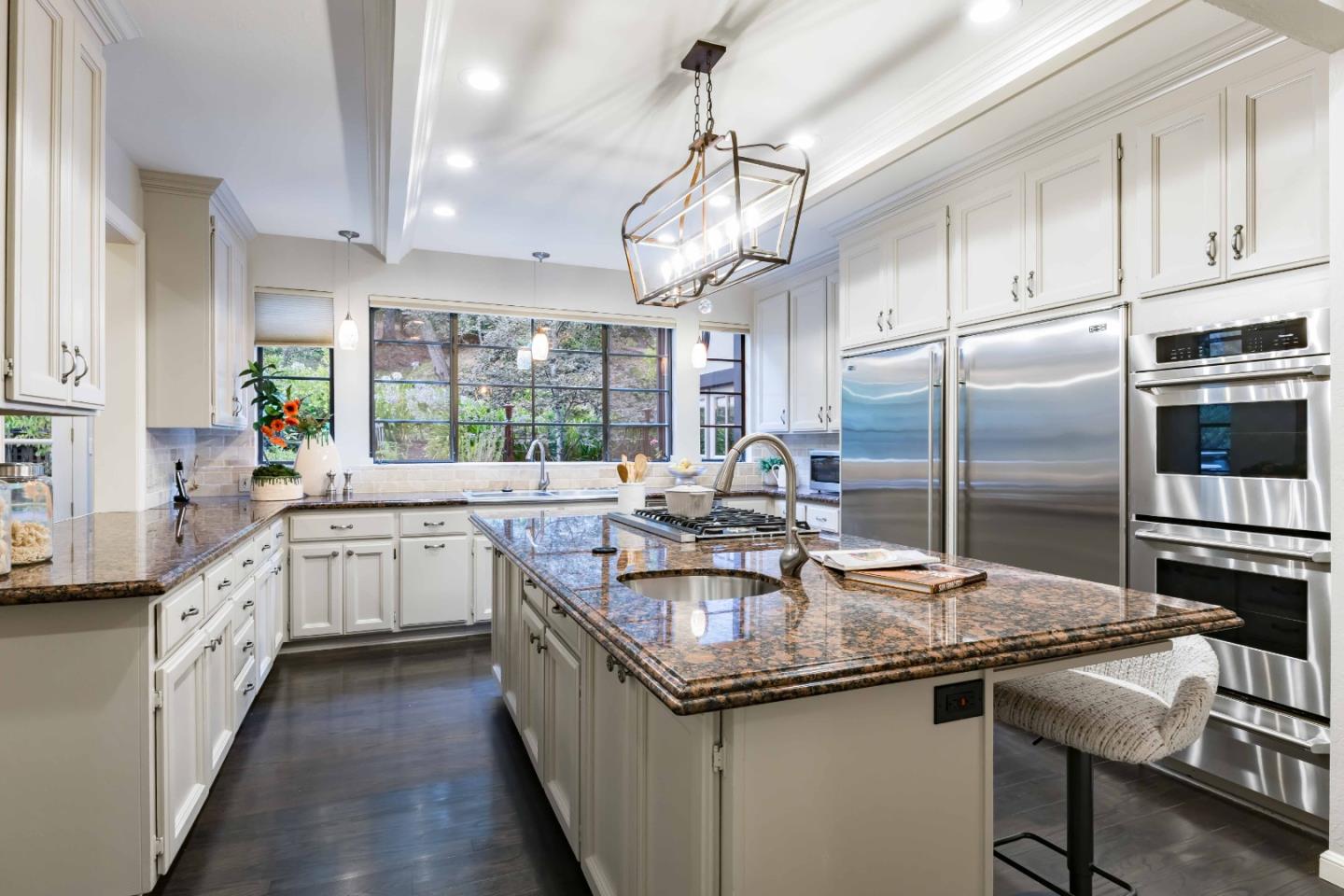 Detail Gallery Image 7 of 38 For 976 Laurel Glen Dr, Palo Alto,  CA 94304 - 6 Beds | 6/1 Baths