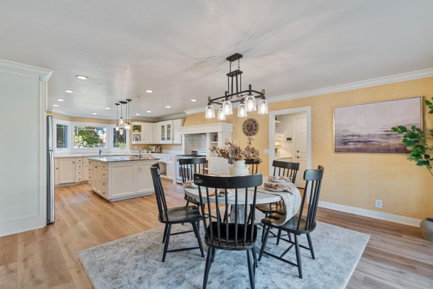 Detail Gallery Image 20 of 85 For 6840 Southside Rd, Hollister,  CA 95023 - 3 Beds | 2/1 Baths