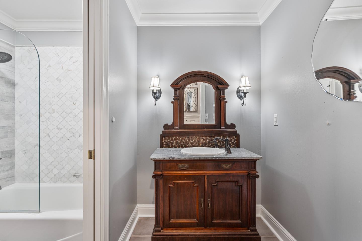 Detail Gallery Image 33 of 85 For 6840 Southside Rd, Hollister,  CA 95023 - 3 Beds | 2/1 Baths