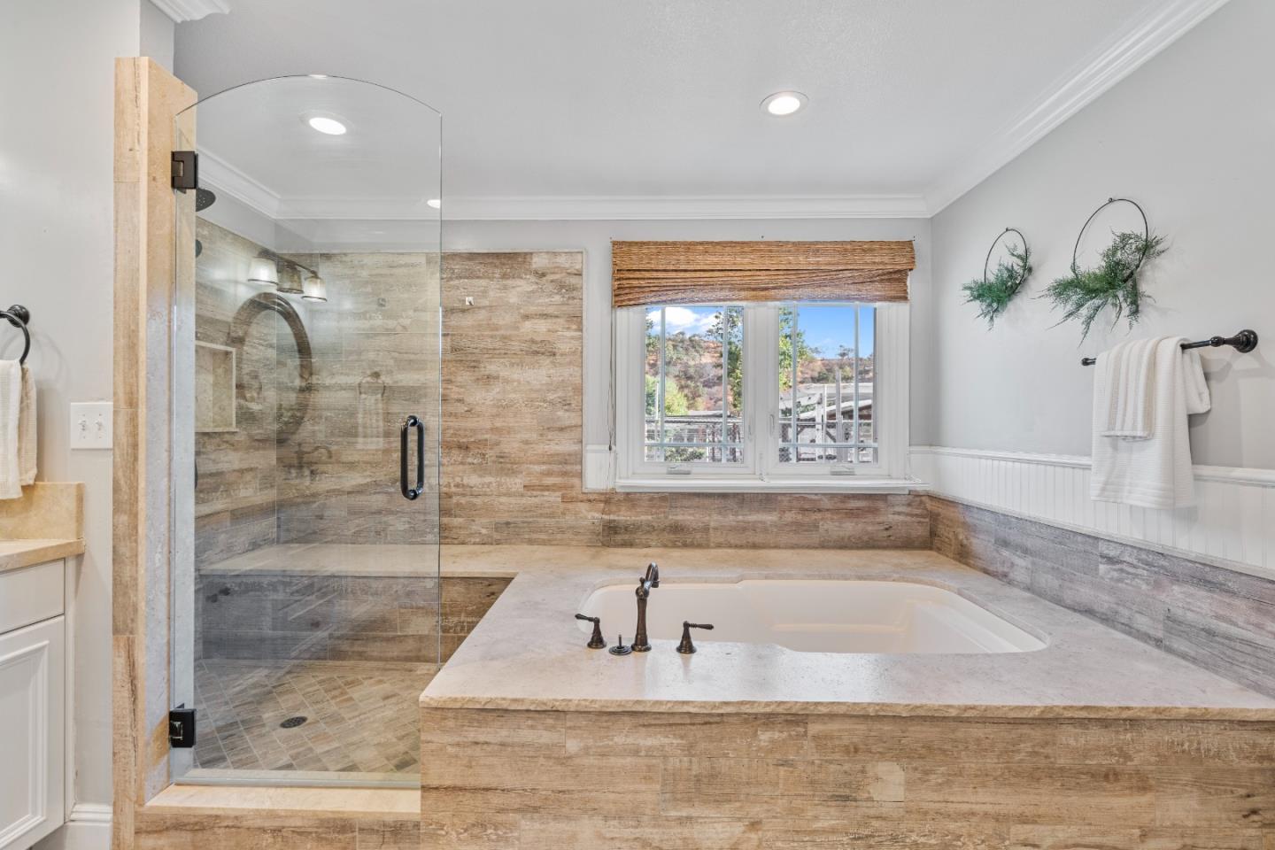 Detail Gallery Image 42 of 85 For 6840 Southside Rd, Hollister,  CA 95023 - 3 Beds | 2/1 Baths