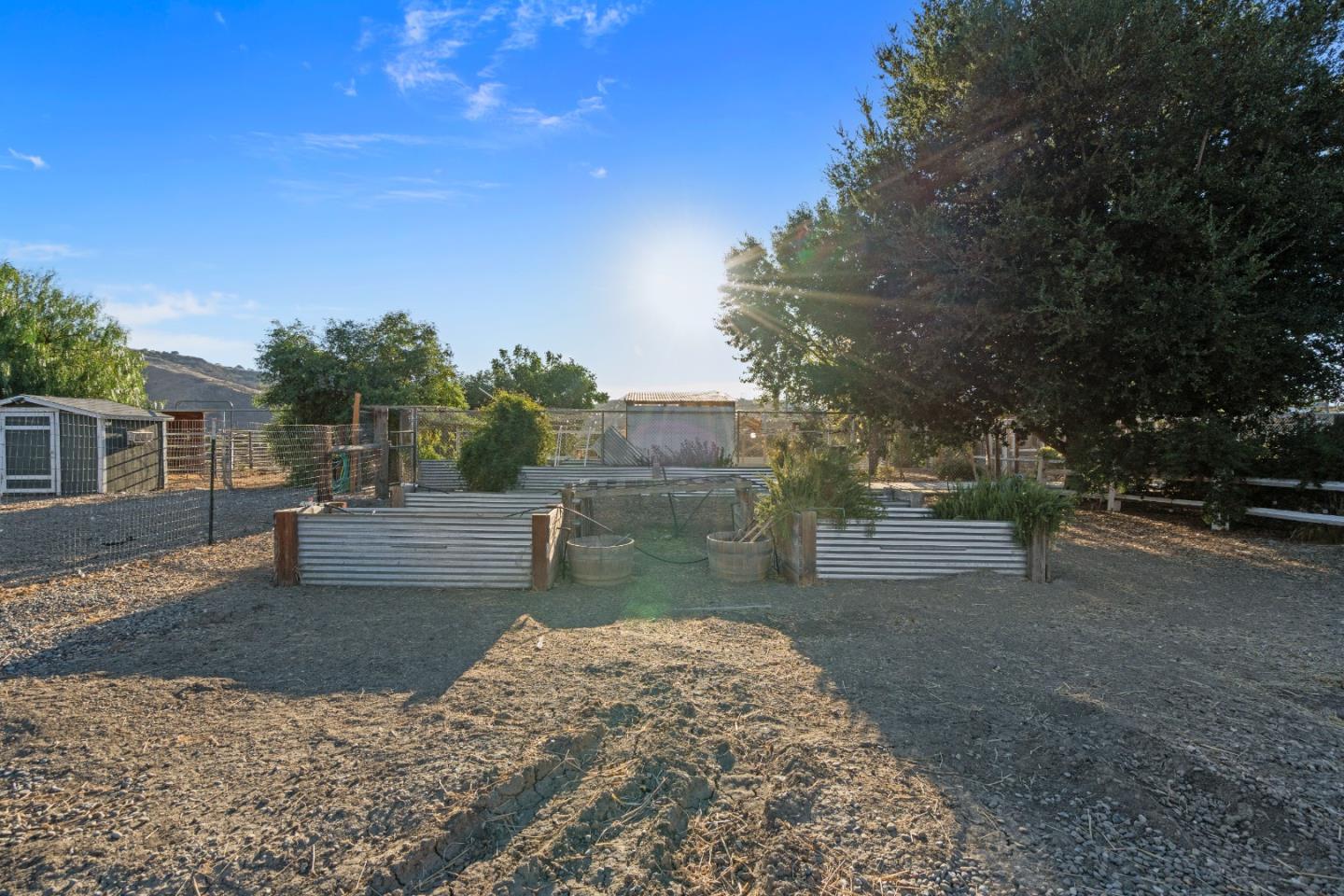 Detail Gallery Image 68 of 85 For 6840 Southside Rd, Hollister,  CA 95023 - 3 Beds | 2/1 Baths
