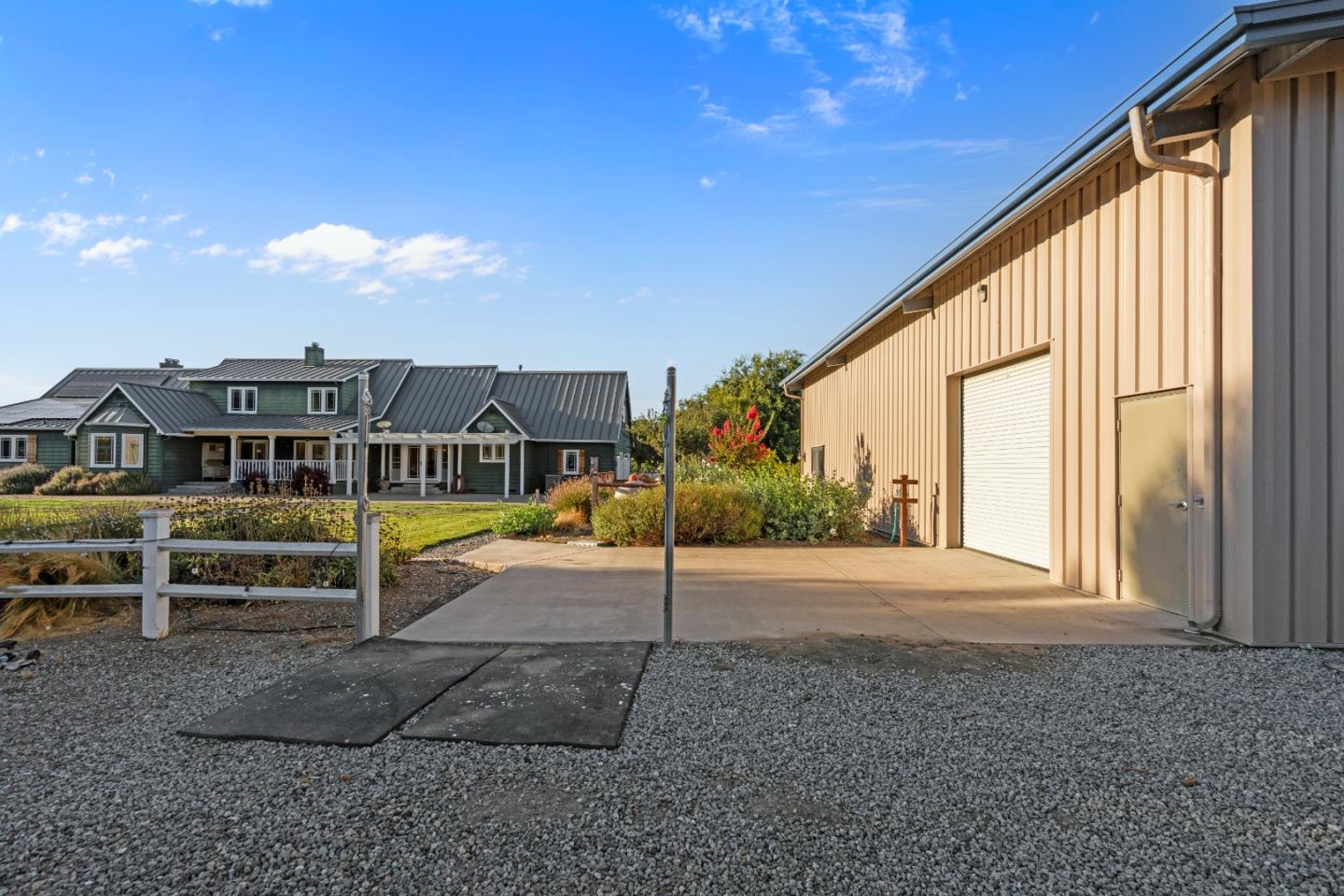 Detail Gallery Image 75 of 85 For 6840 Southside Rd, Hollister,  CA 95023 - 3 Beds | 2/1 Baths