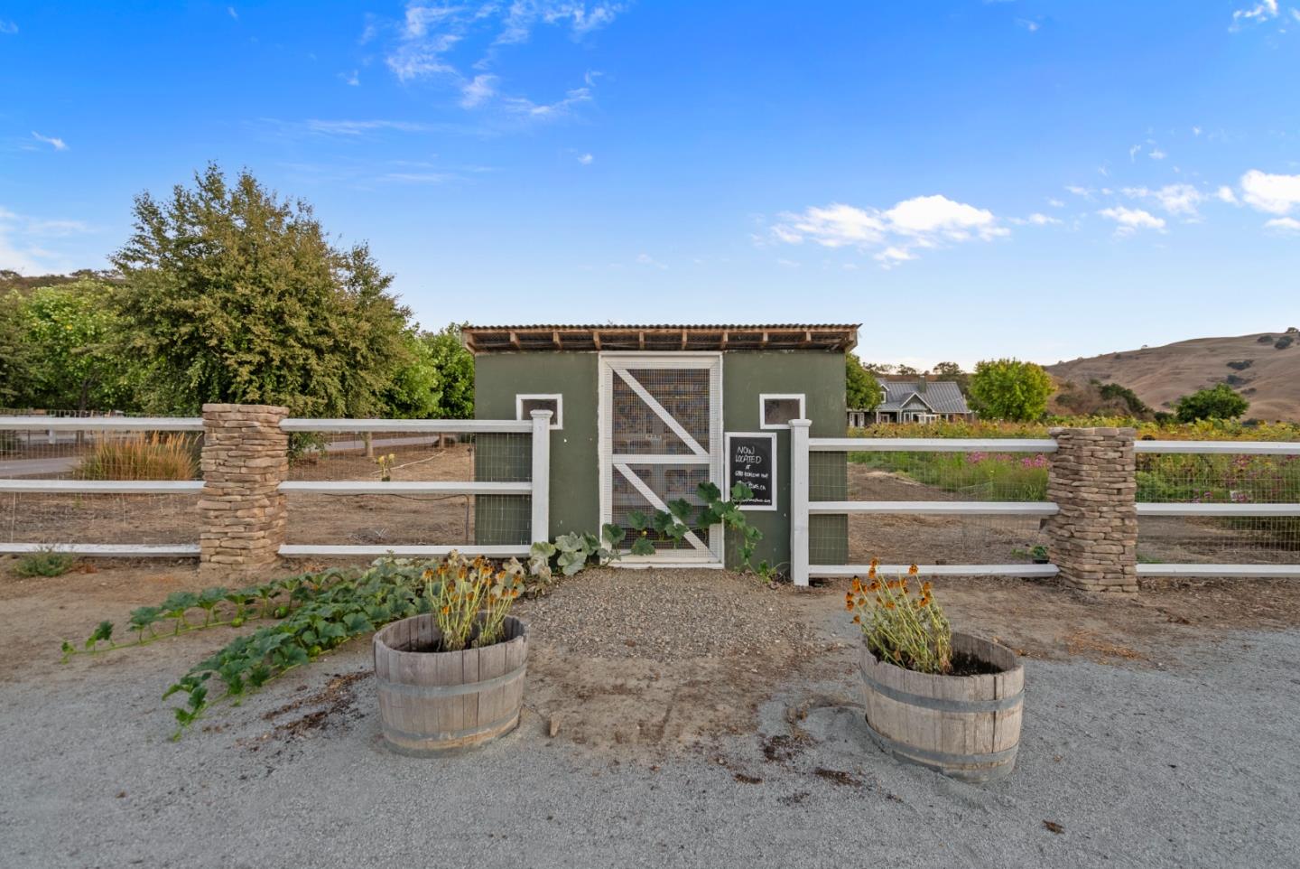 Detail Gallery Image 79 of 85 For 6840 Southside Rd, Hollister,  CA 95023 - 3 Beds | 2/1 Baths